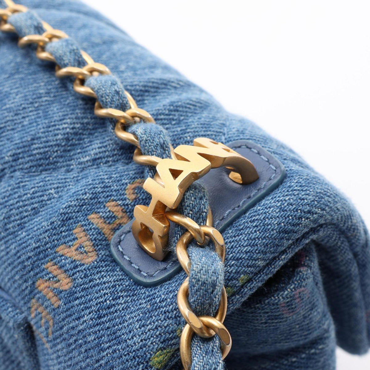 Chanel Matelasse Blue Denim Shoulder Bag (Pre-Owned)