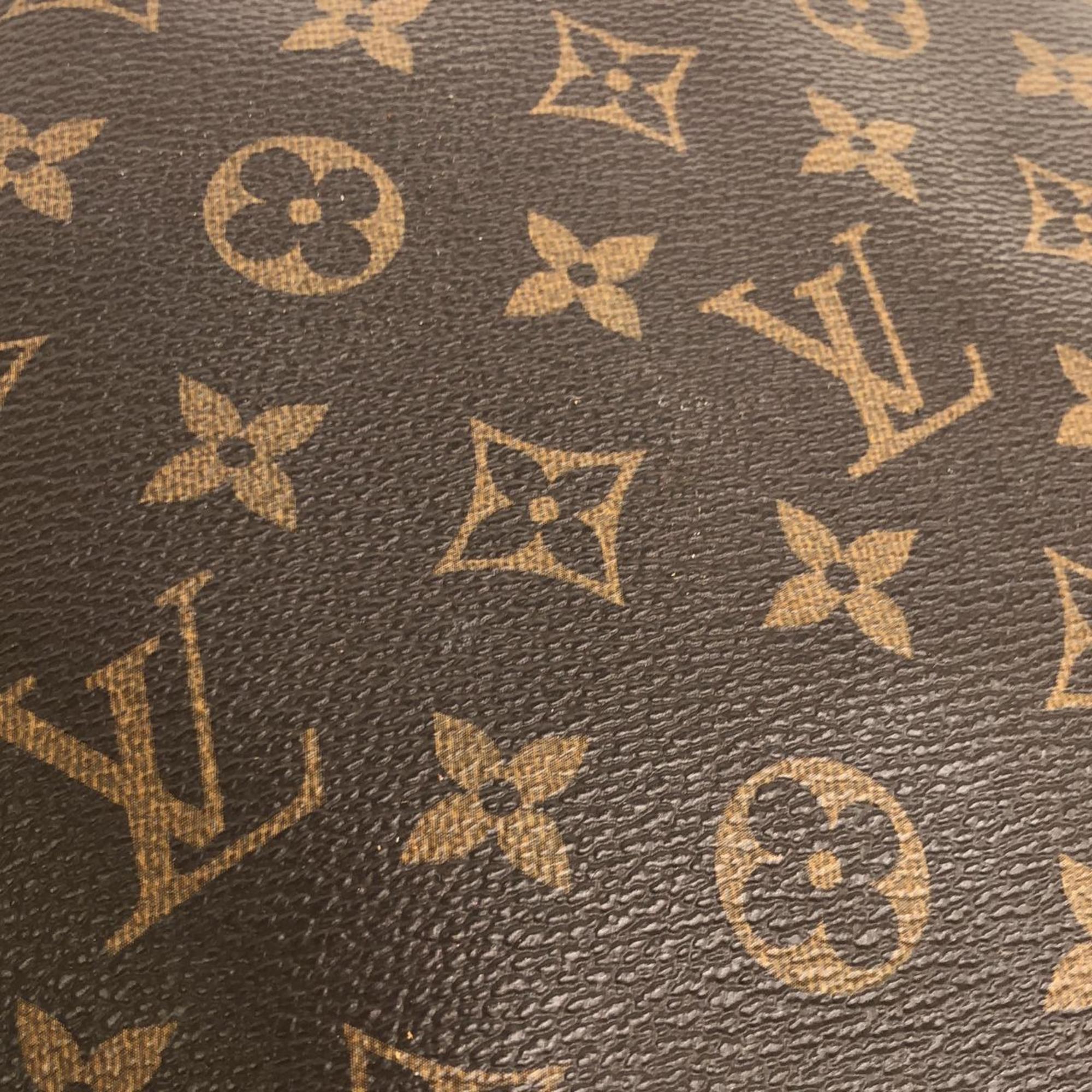 Louis Vuitton Marron Coated Canvas Shoulder Bag (Pre-Owned)