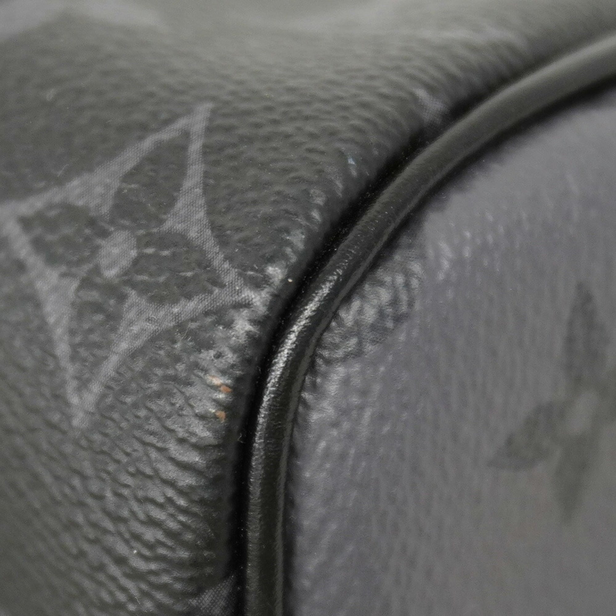 Louis Vuitton Black Gray Handbag (Pre-Owned)
