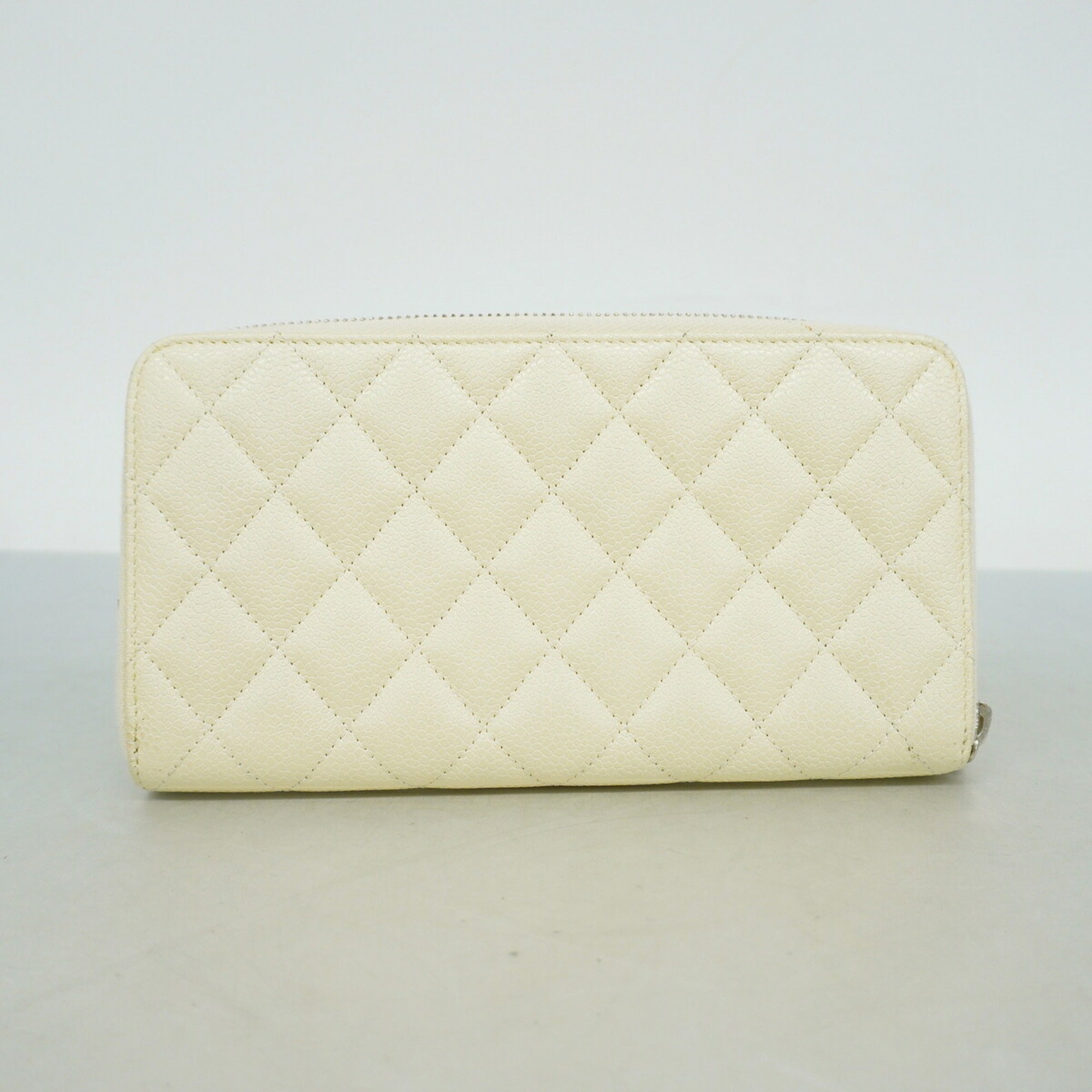 Chanel Ivory Grained Calfskin Long Wallet (Bi-Fold) (Pre-Owned)