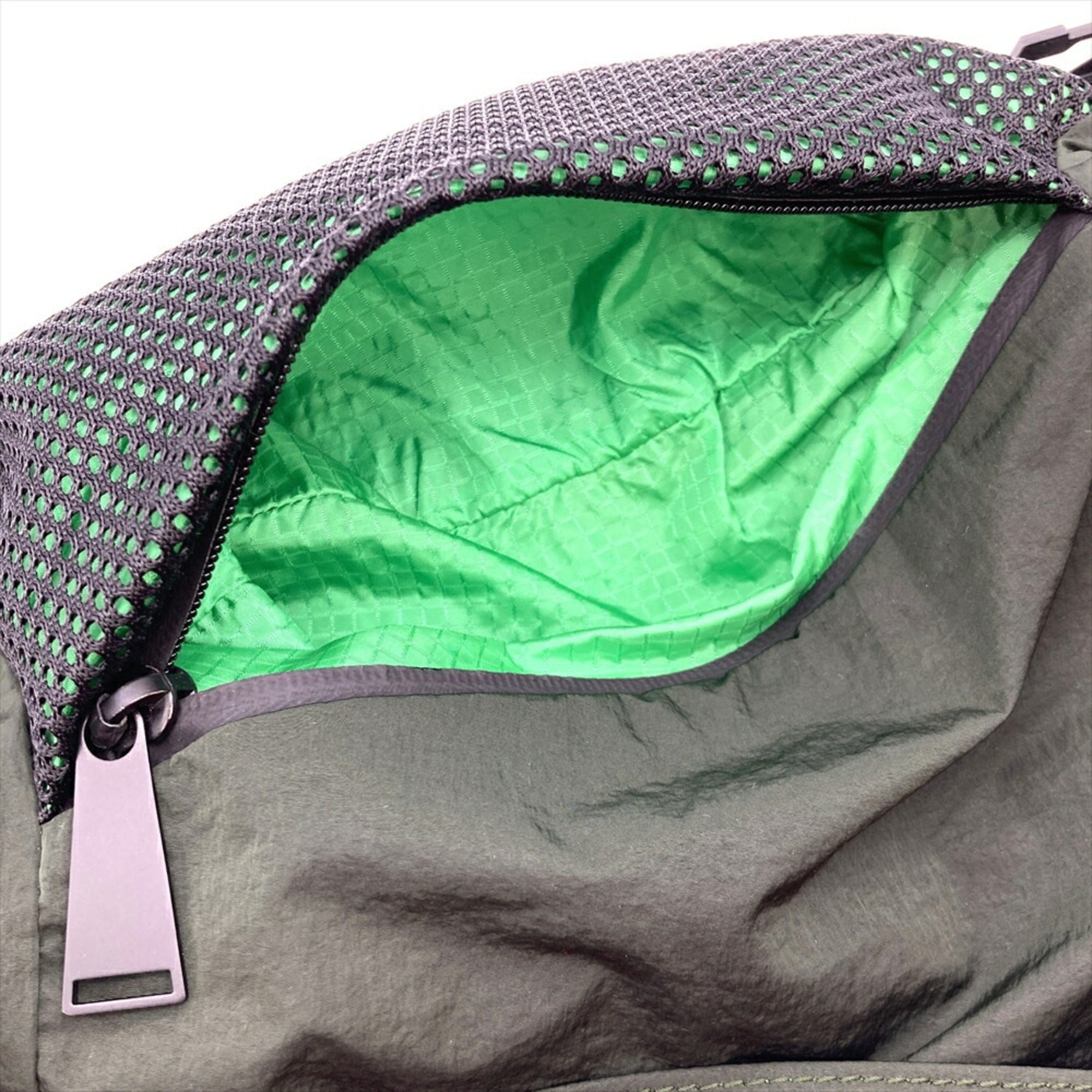 Bottega Veneta Green Nylon Fanny Pack Sling Bag (Pre-Owned)