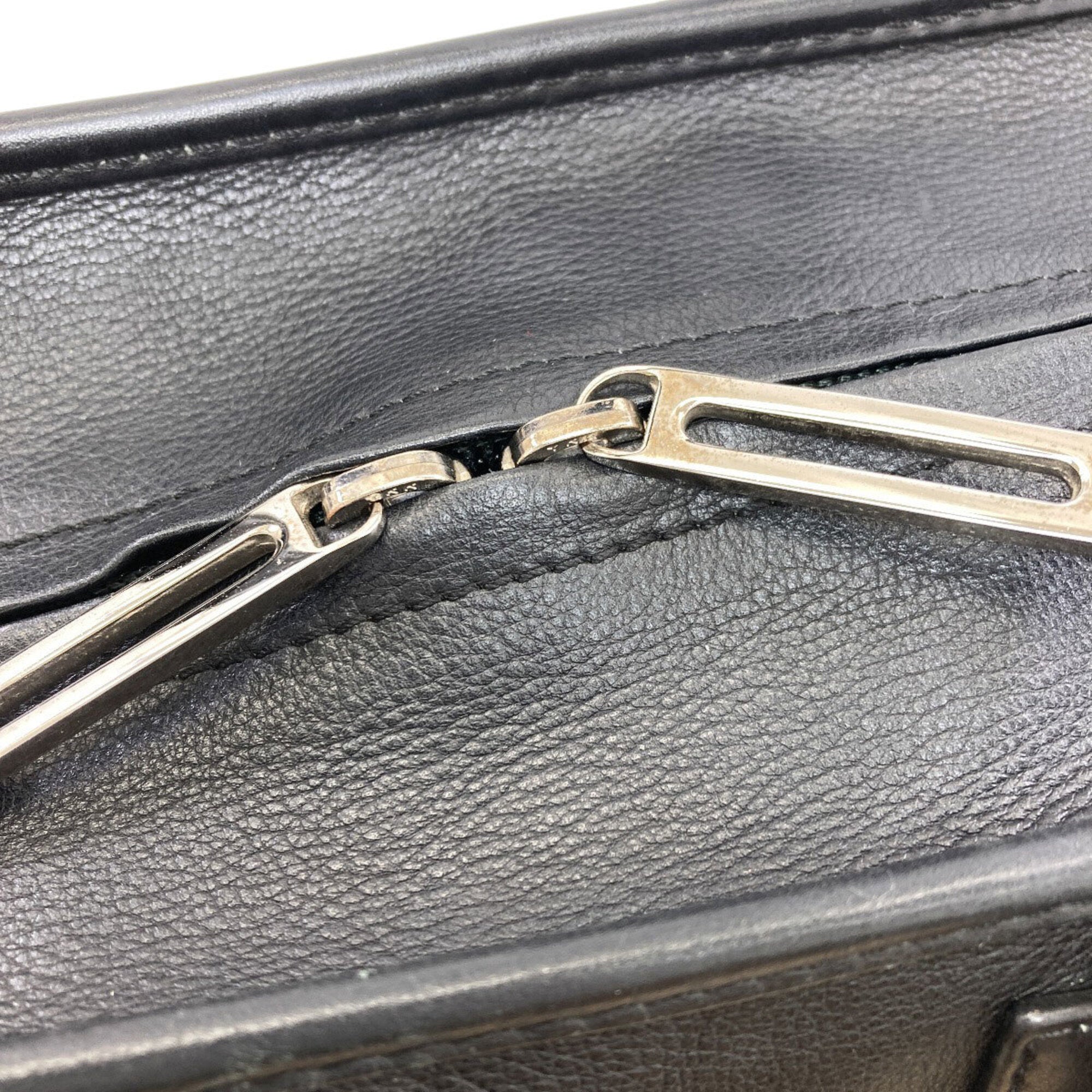 Loewe Amazona Black Leather Handbag (Pre-Owned)