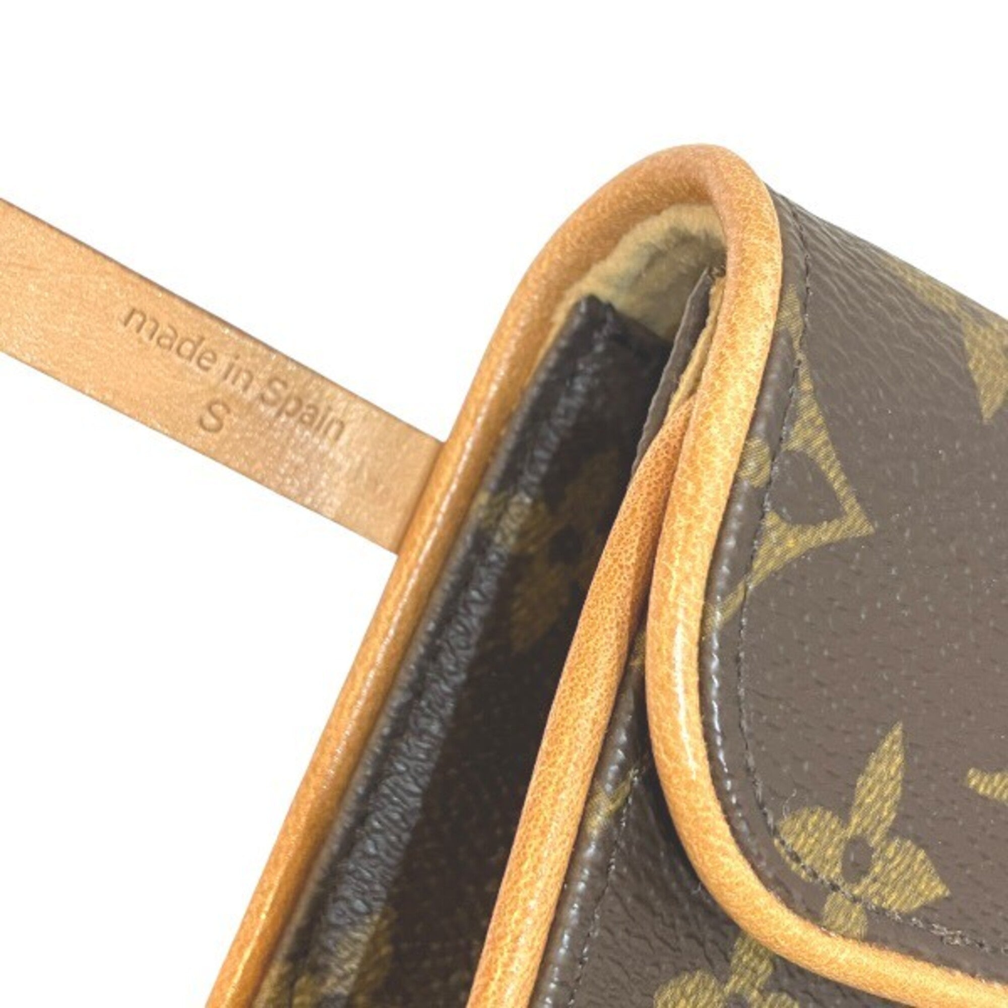 Louis Vuitton Brown Monogram Pochette Shoulder Bag (Pre-Owned)