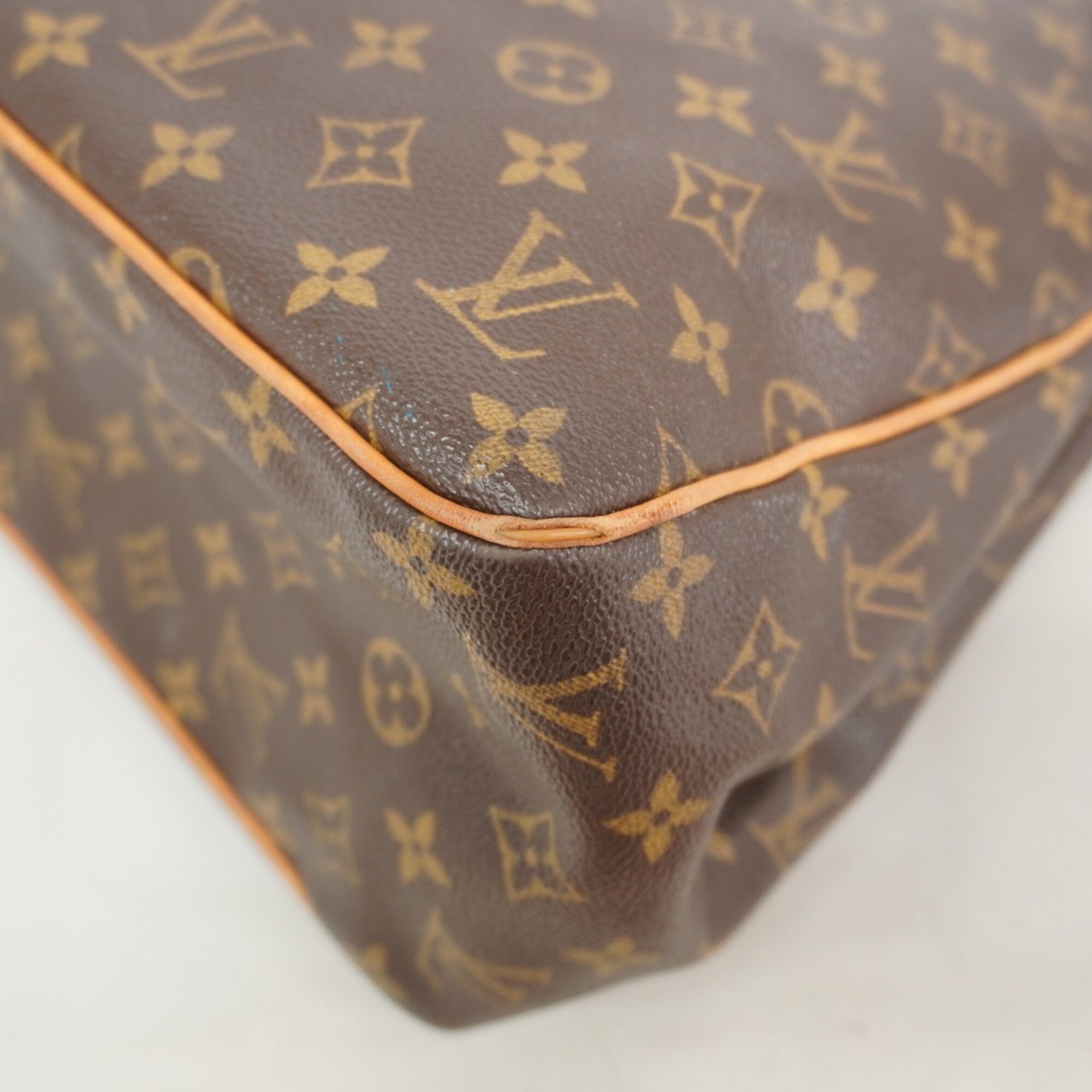 Louis Vuitton Brown Tote Bag (Pre-Owned)