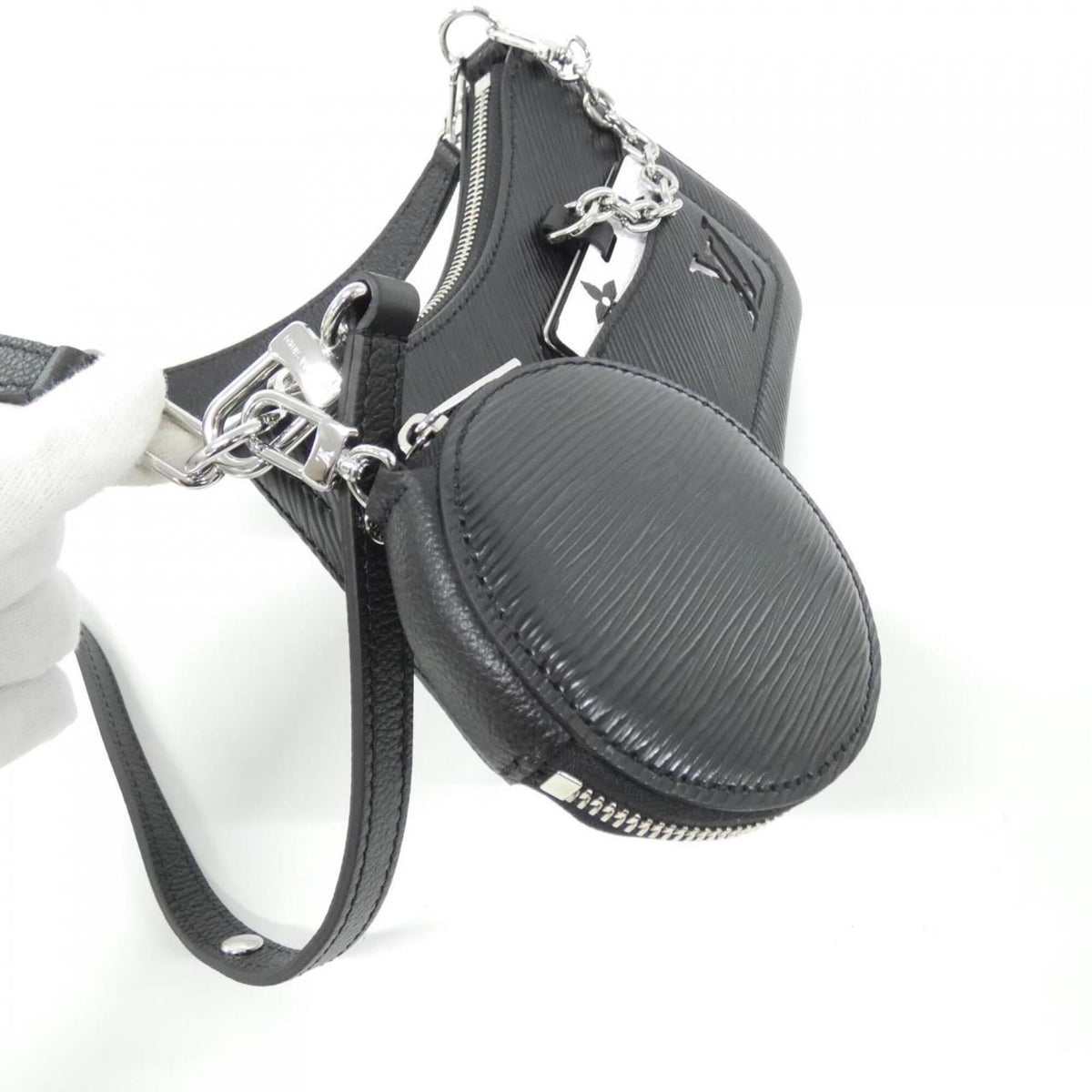 Louis Vuitton Black Leather Pouch Shoulder Bag (Pre-Owned)