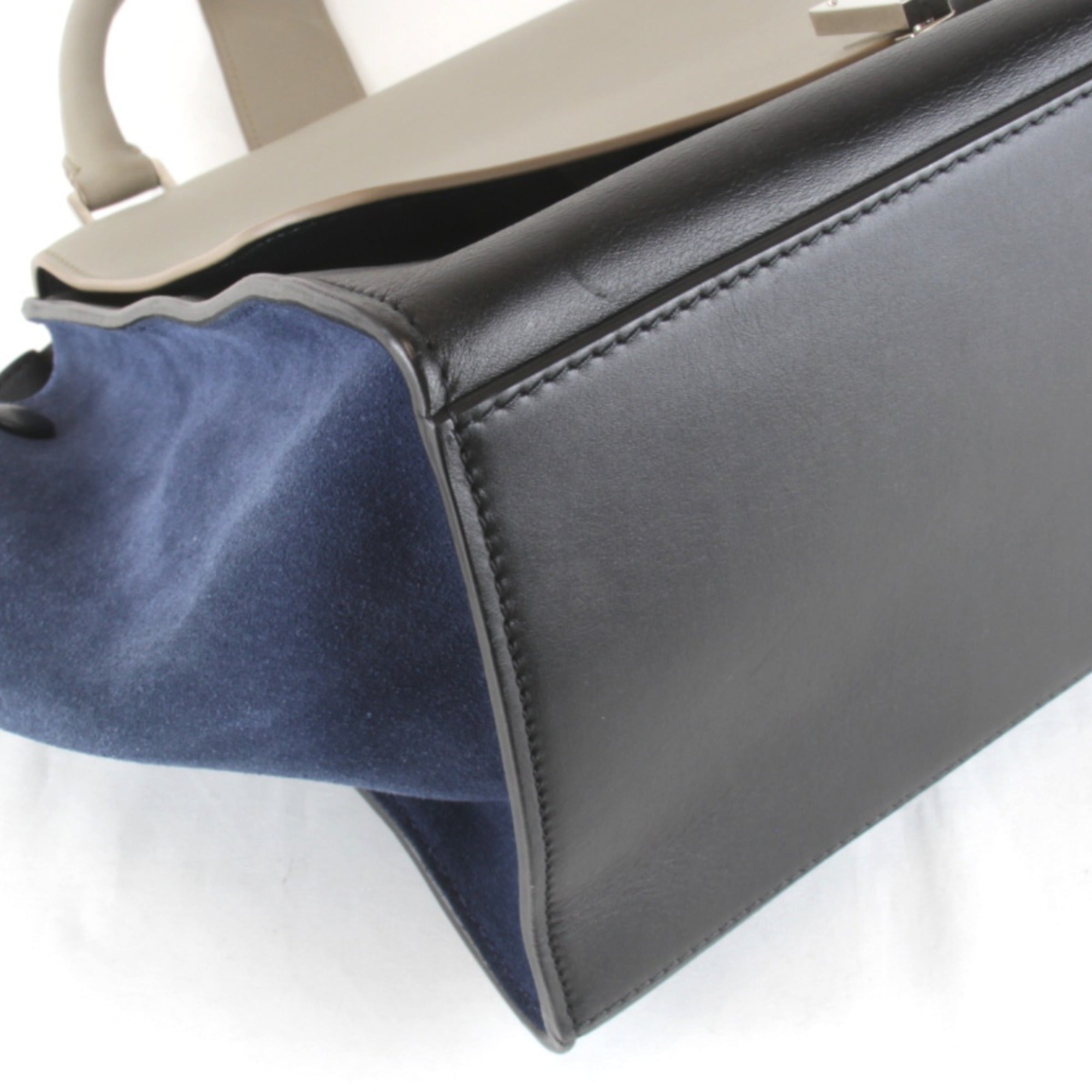 Celine Trapeze Gray Leather Suede Shoulder Bag (Pre-Owned)