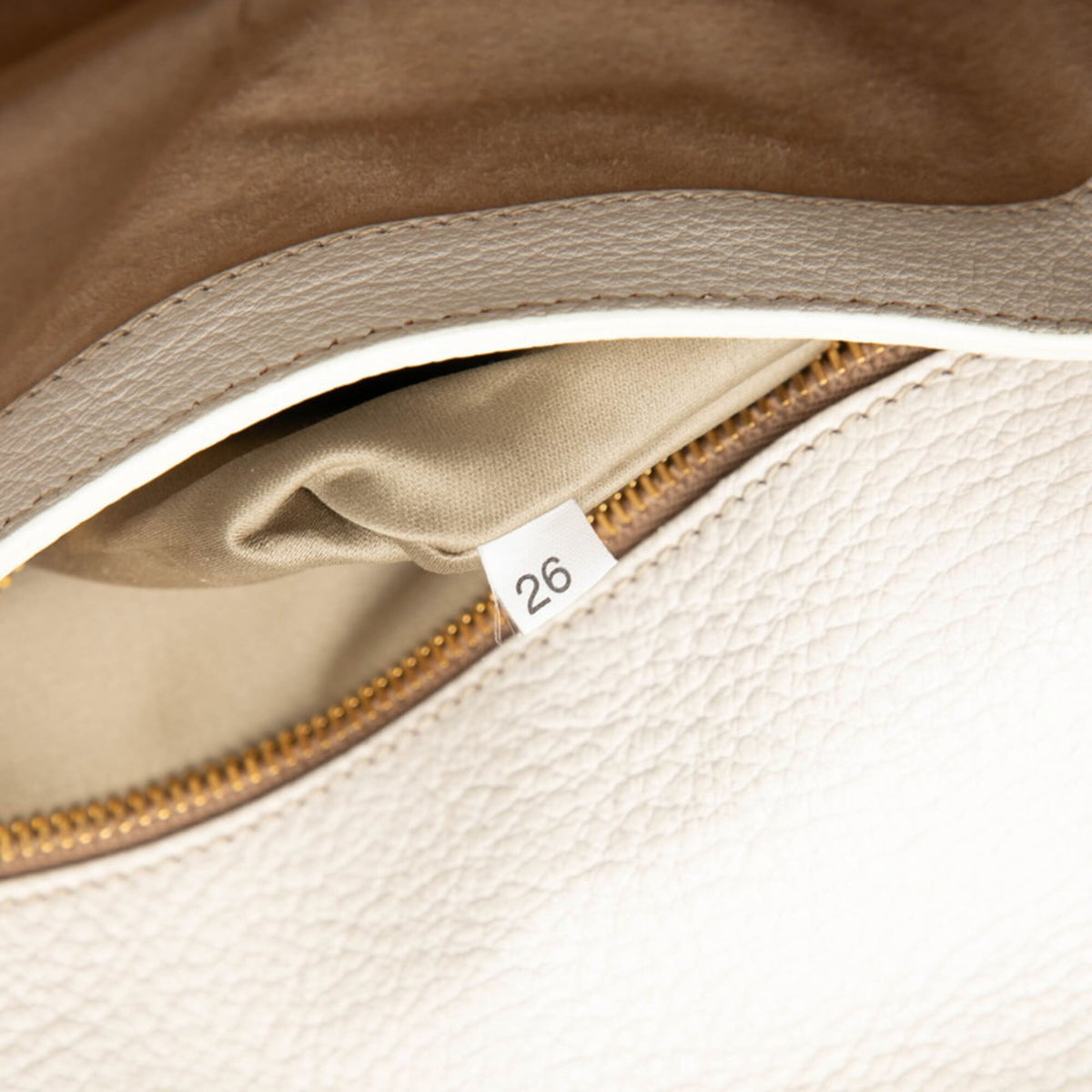 Miu Miu White Leather Handbag Shoulder Bag (Pre-Owned)
