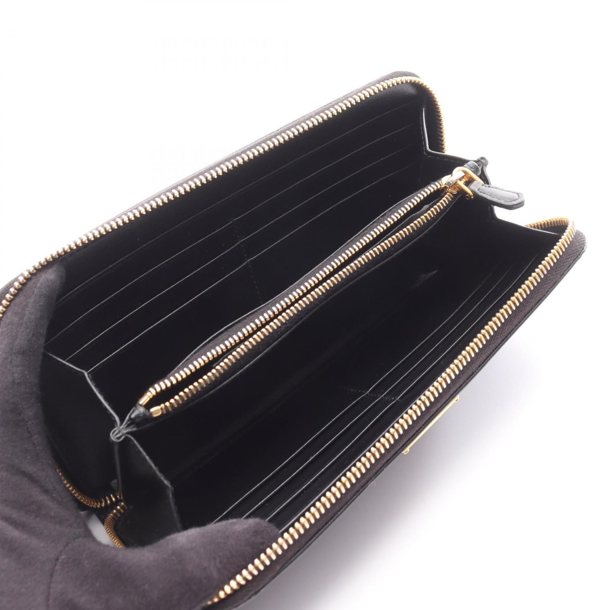 Prada Black Leather Long Wallet (Bi-Fold) (Pre-Owned)