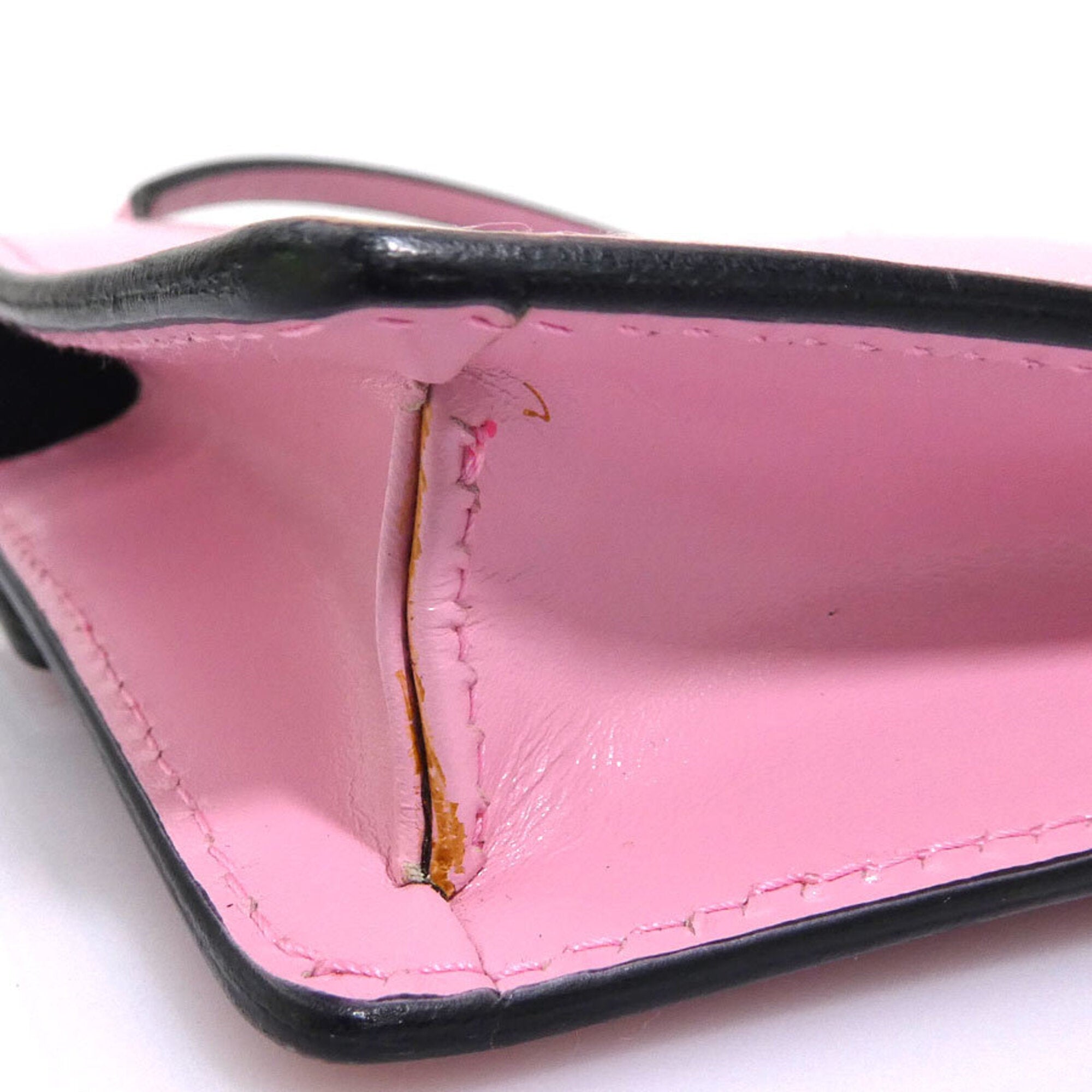 Prada Pink Leather Pochette (Pre-Owned)