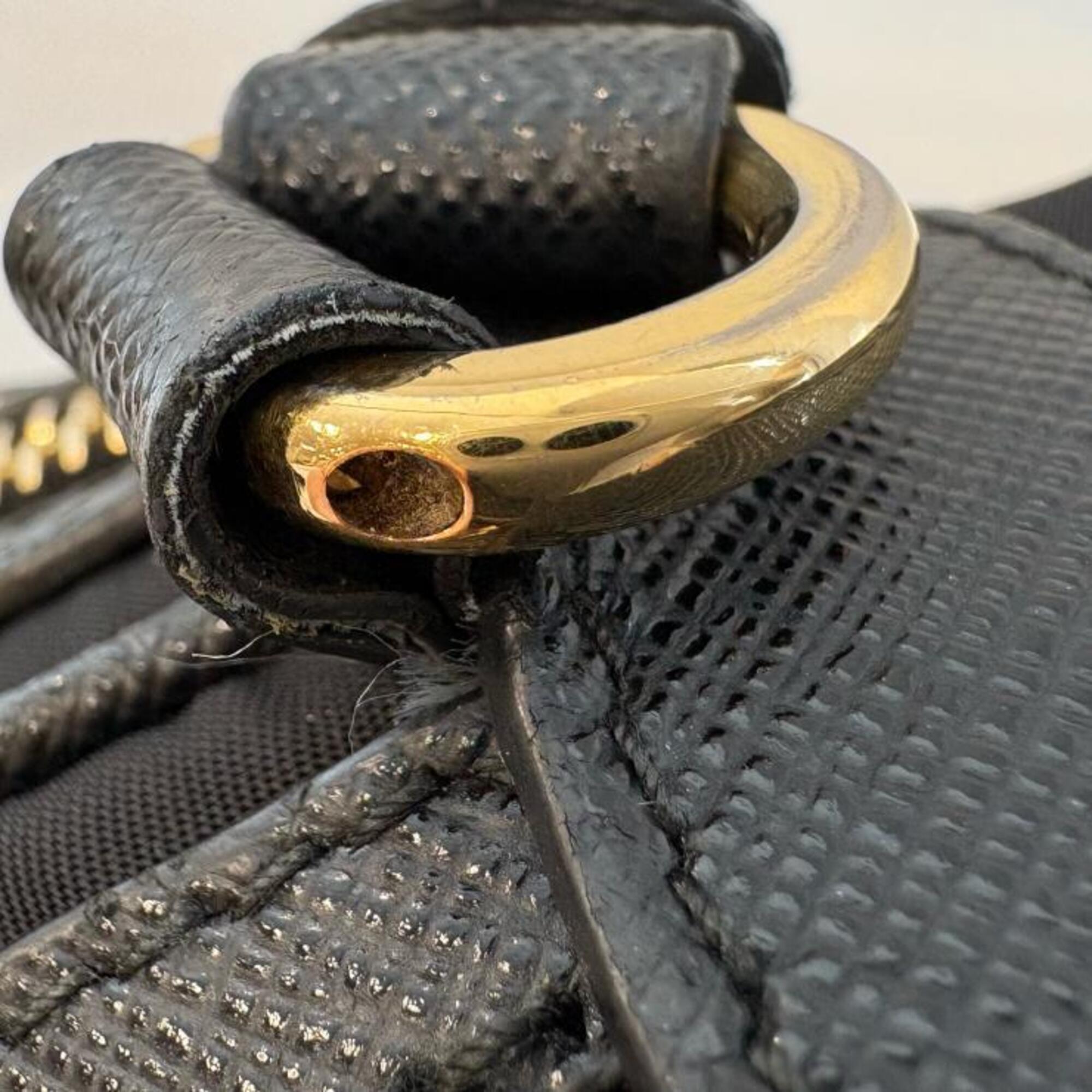 Prada Black Nylon Shoulder Bag (Pre-Owned)