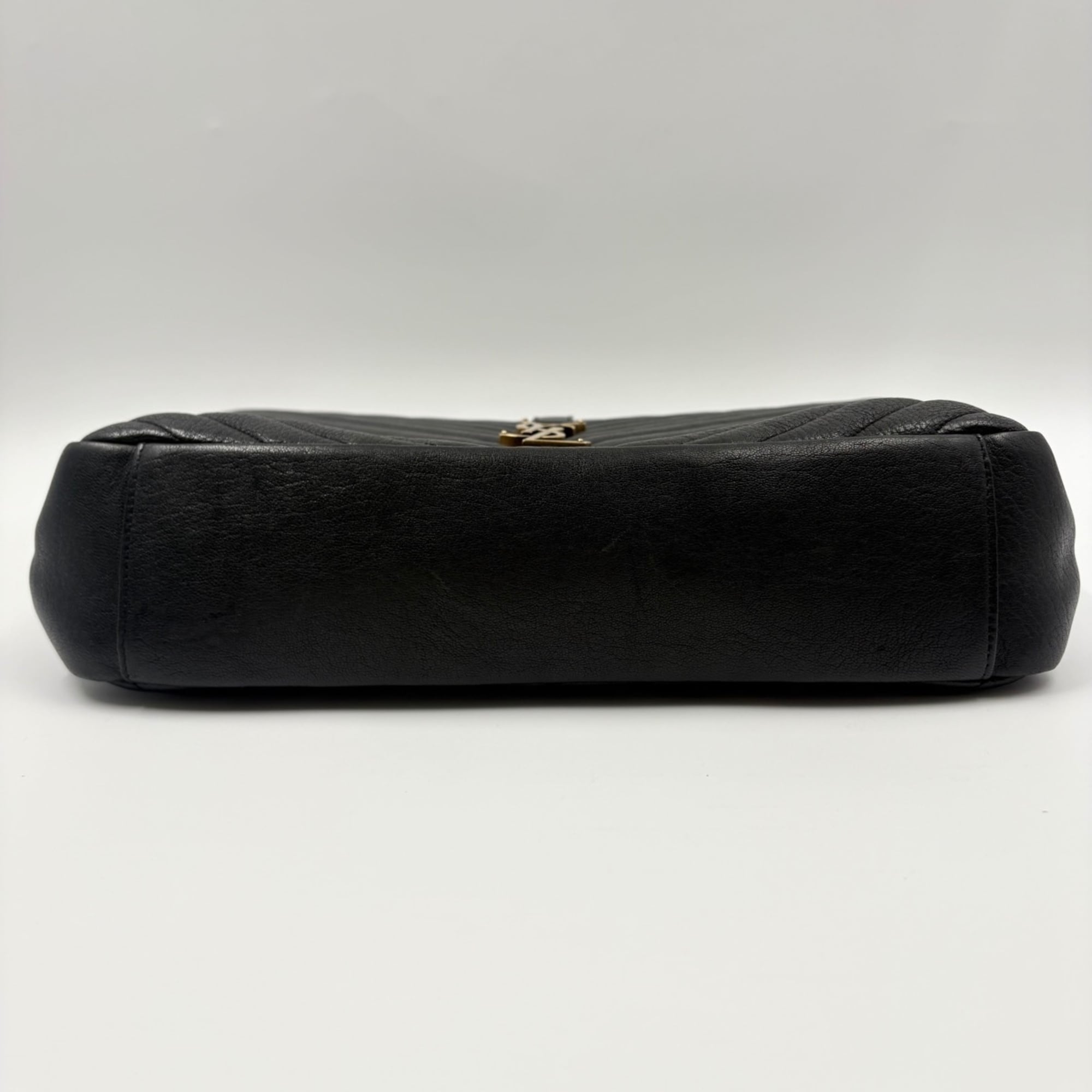 Yves Saint Laurent Black Handbag (Pre-Owned)
