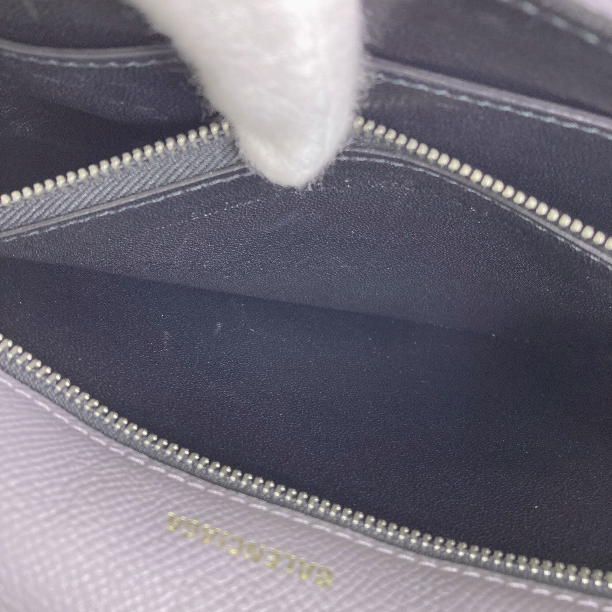 Balenciaga Gray Leather Shoulder Bag (Pre-Owned)