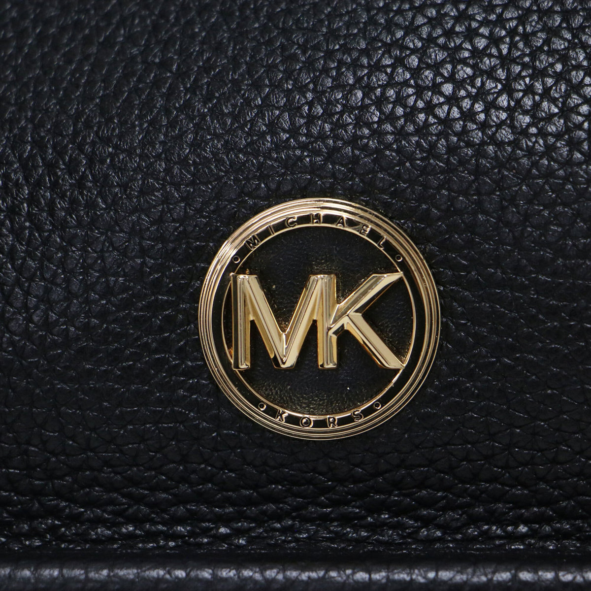 Michael Kors Black Leather Messenger Bag (Pre-Owned)