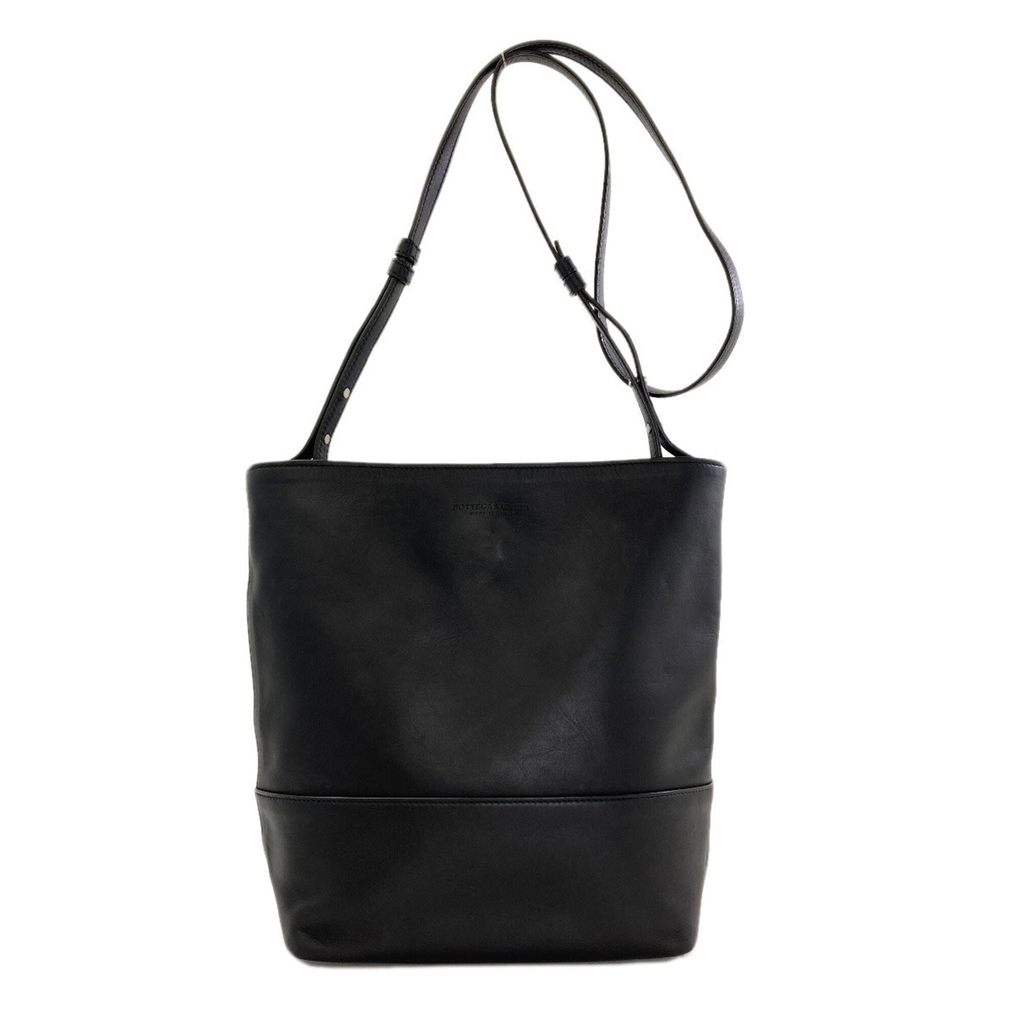 Bottega Veneta Black Leather Shoulder Bag (Pre-Owned)