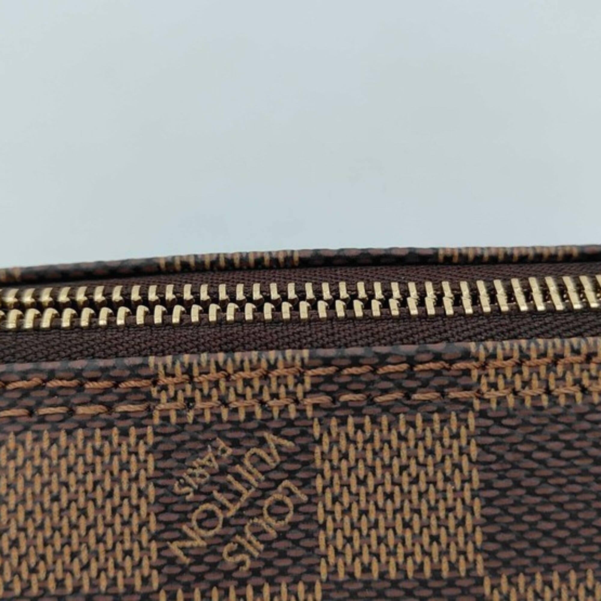Louis Vuitton Brown Damier Canvas Pochette Pouch Shoulder Bag (Pre-Owned)