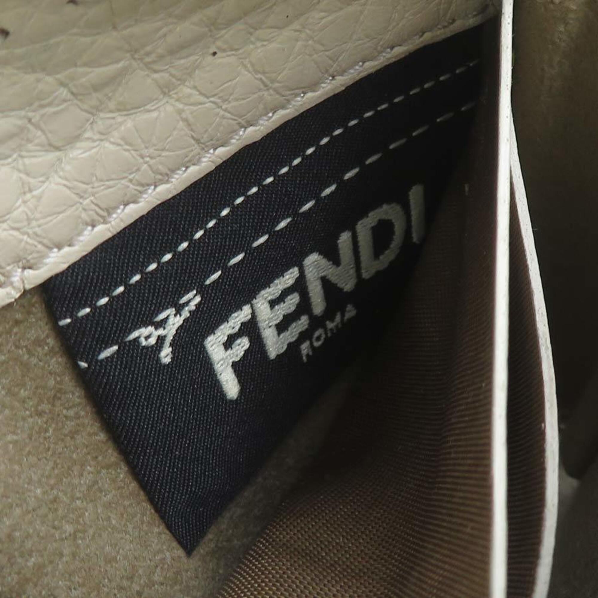 Fendi Ivory Leather Coin Purse/Coin Case (Pre-Owned)