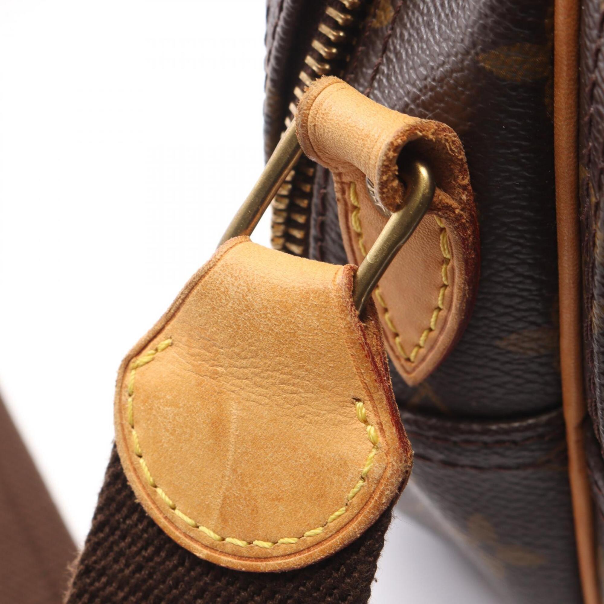 Louis Vuitton Brown Coated Canvas Leather Handbag Shoulder Bag (Pre-Owned)