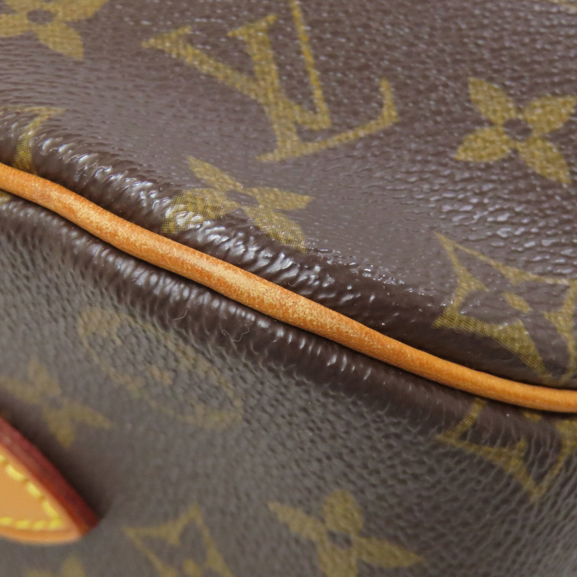 Louis Vuitton Brown Monogram Monogram Canvas Shoulder Bag (Pre-Owned)