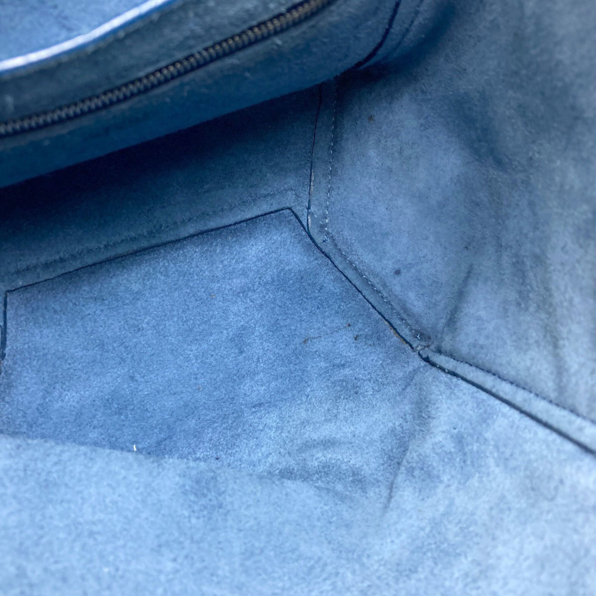 Celine Blue Leather Shoulder Bag (Pre-Owned)