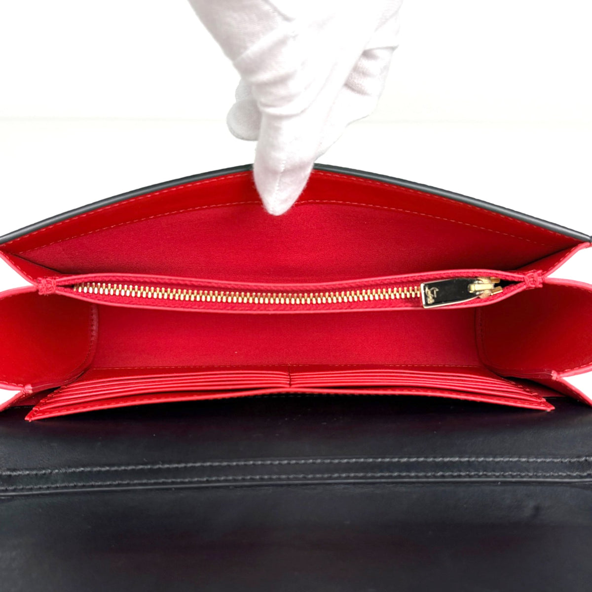 Christian Louboutin Black Multi-Color Fabric Leather Clutch Bag (Pre-Owned)
