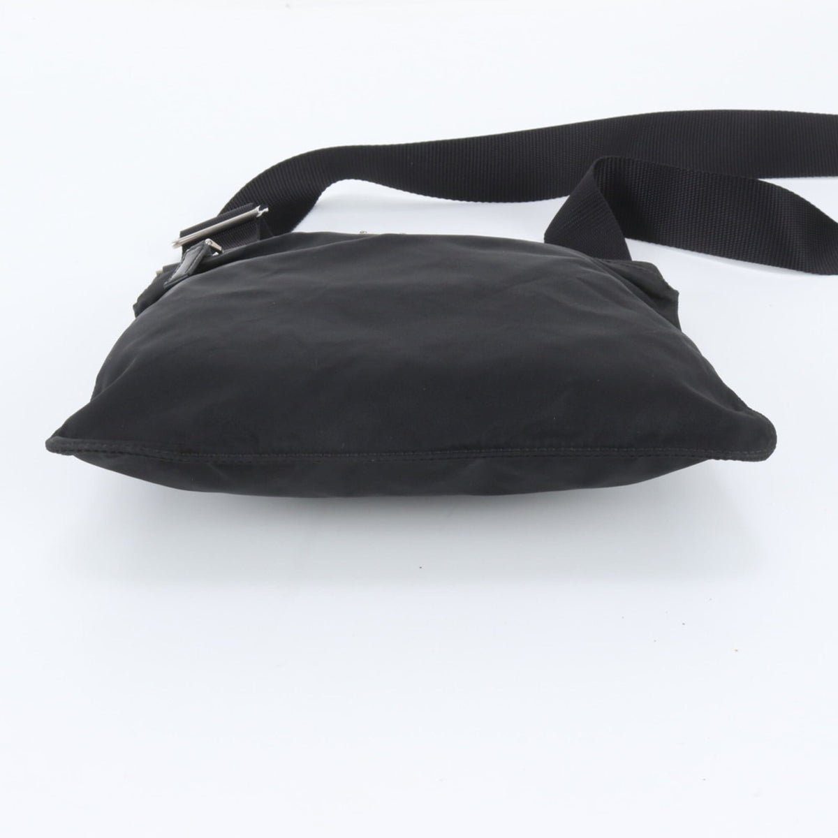 Prada Black Leather Nylon Shoulder Bag (Pre-Owned)
