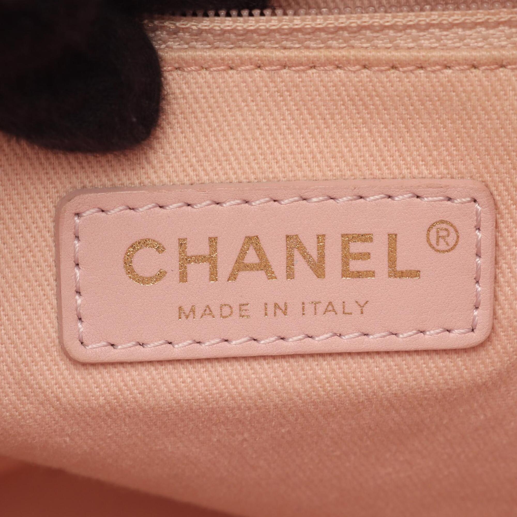 Chanel Pink Leather Straw Handbag Shoulder Bag (Pre-Owned)