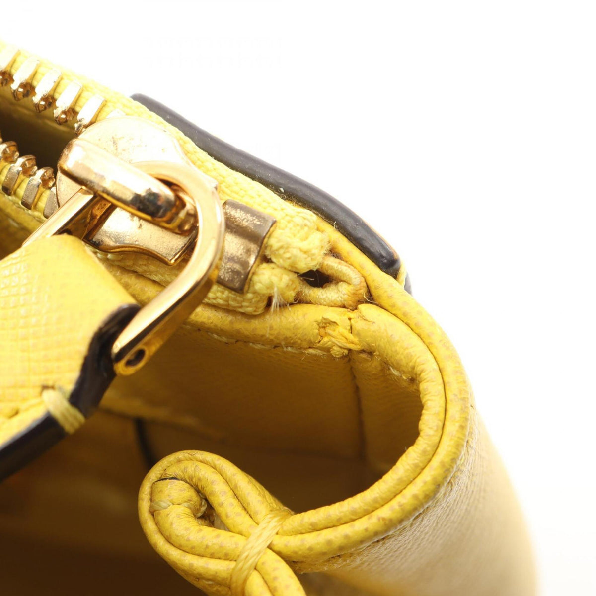 Mcm Yellow Leather Handbag (Pre-Owned)