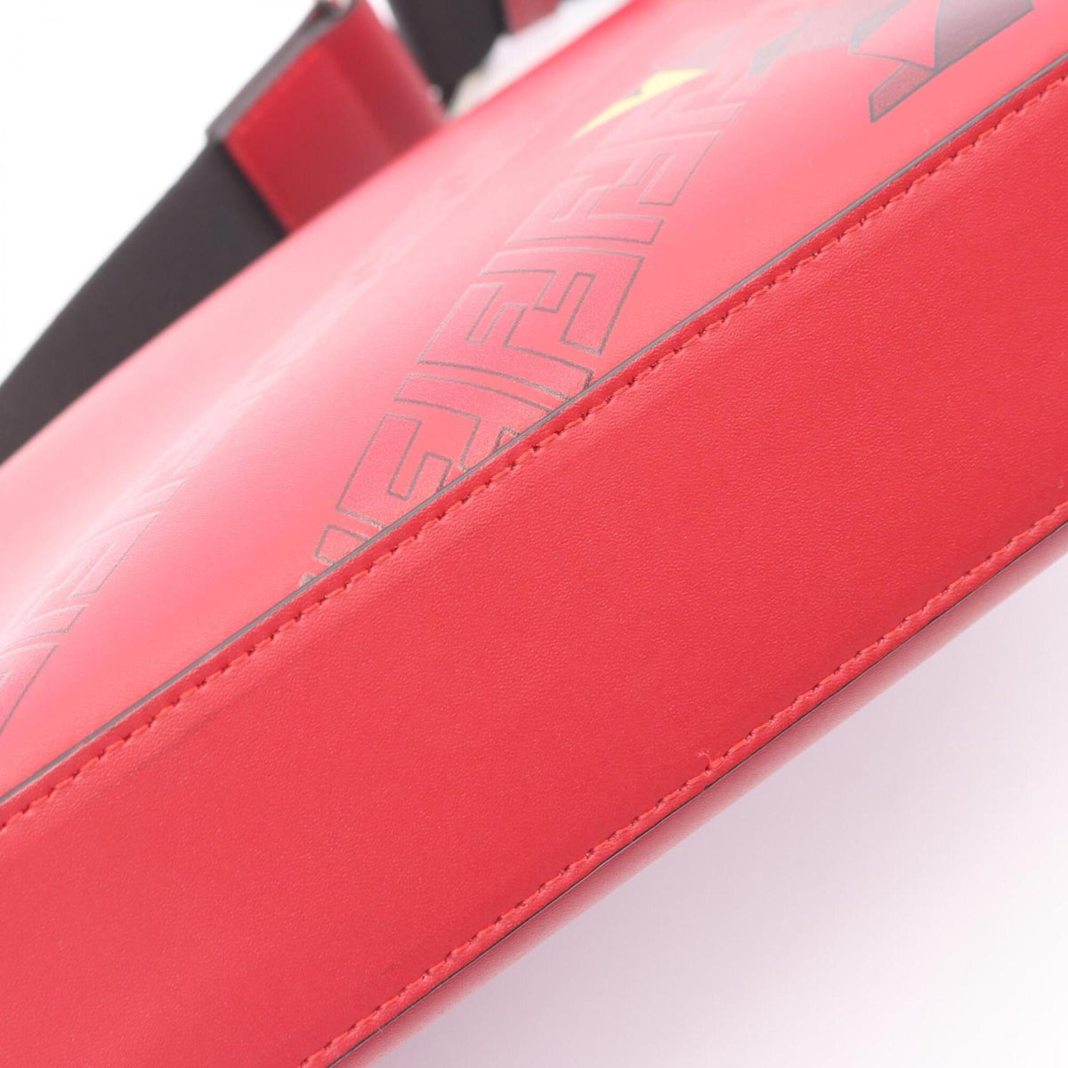 Fendi Red Color Leather Handbag Shoulder Bag (Pre-Owned)