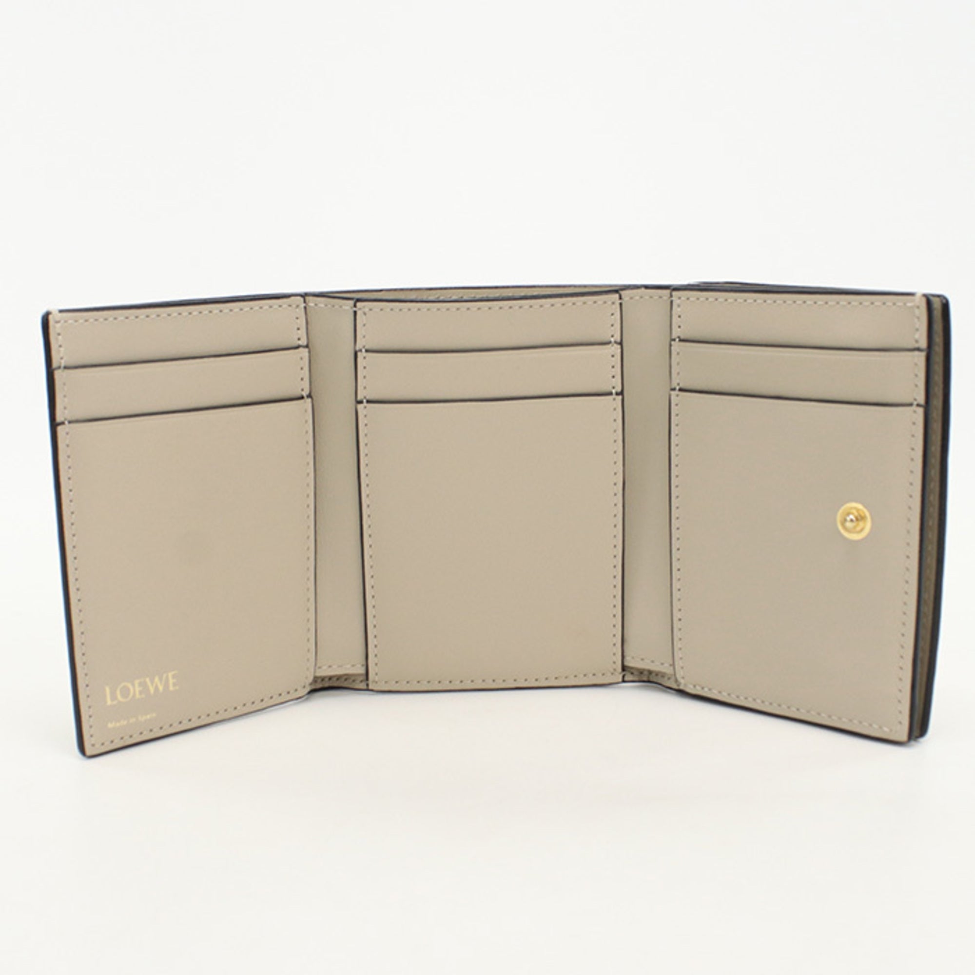 Loewe Beige Leather Wallet (Tri-Fold) (Pre-Owned)