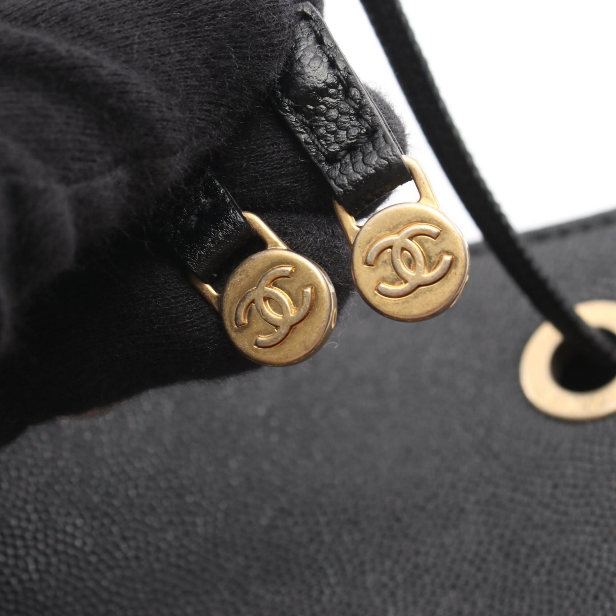 Chanel Black Grained Calfskin Handbag Shoulder Bag (Pre-Owned)