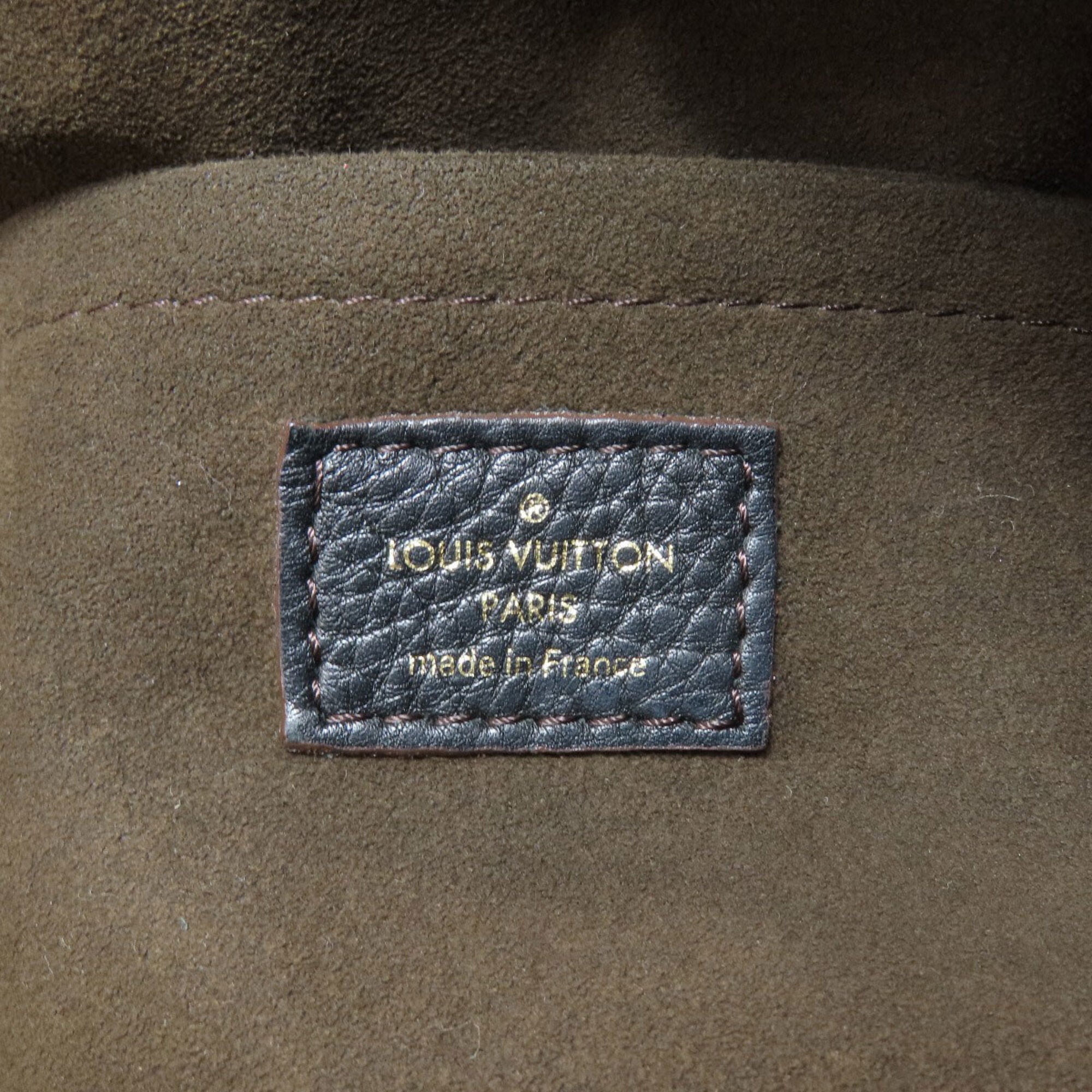 Louis Vuitton Mahina Black Mahina Leather Shoulder Bag (Pre-Owned)
