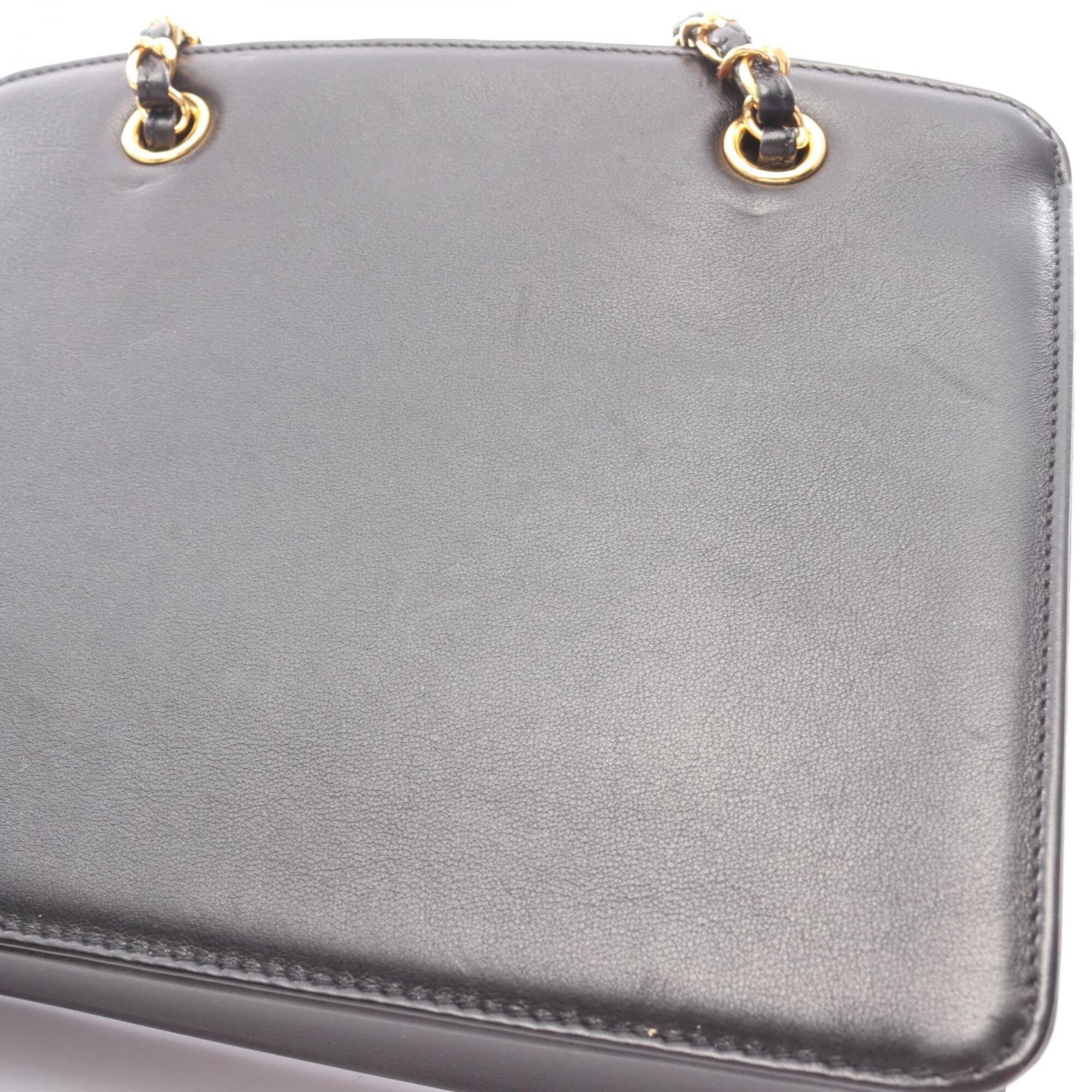 Chanel Black Leather Handbag (Pre-Owned)