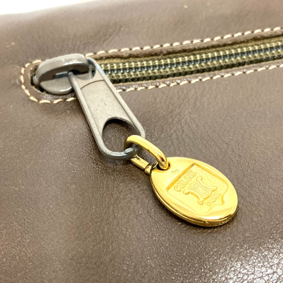 Celine Brown Leather Shoulder Bag (Pre-Owned)