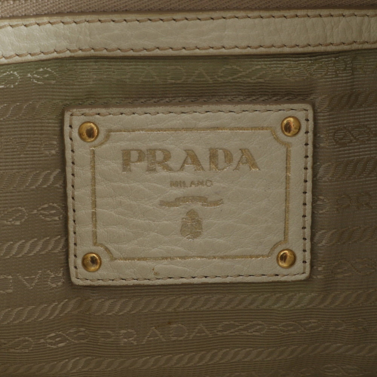 Prada White Leather Handbag Shoulder Bag Tote Bag (Pre-Owned)