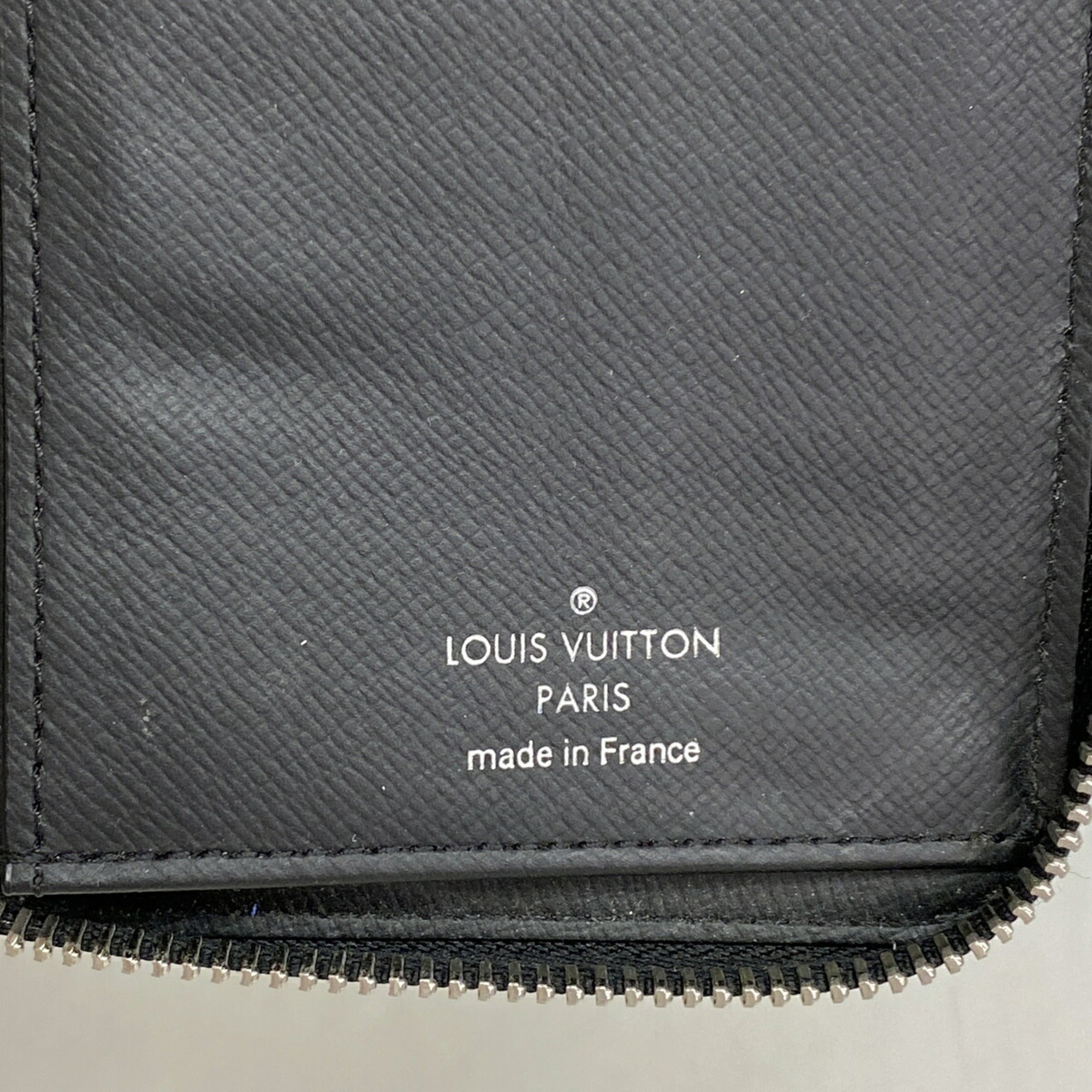 Louis Vuitton Noir Long Wallet (Bi-Fold) (Pre-Owned)