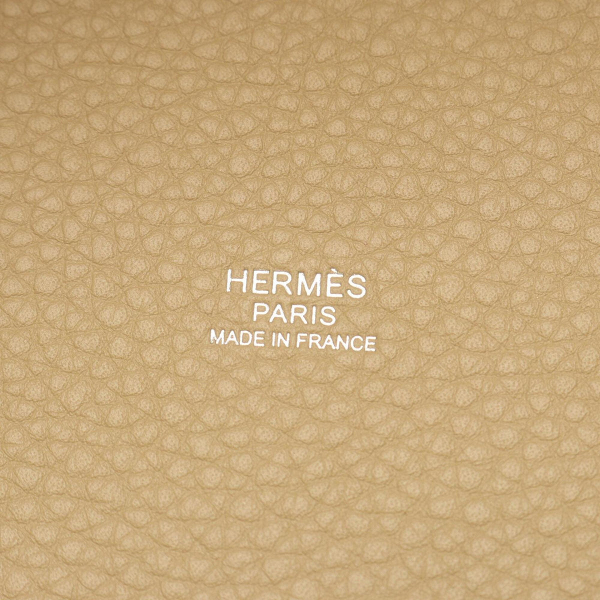 Hermes Beige Taurillon Clemence Leather Handbag (Pre-Owned)