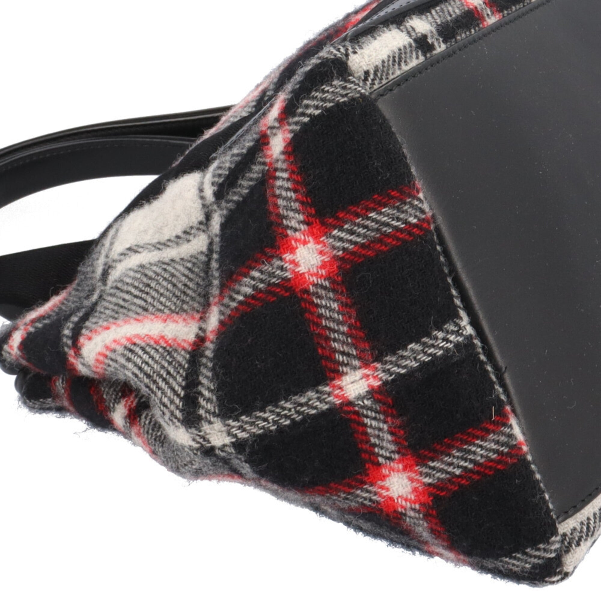 Balenciaga Black Red Color White Wool Handbag (Pre-Owned)