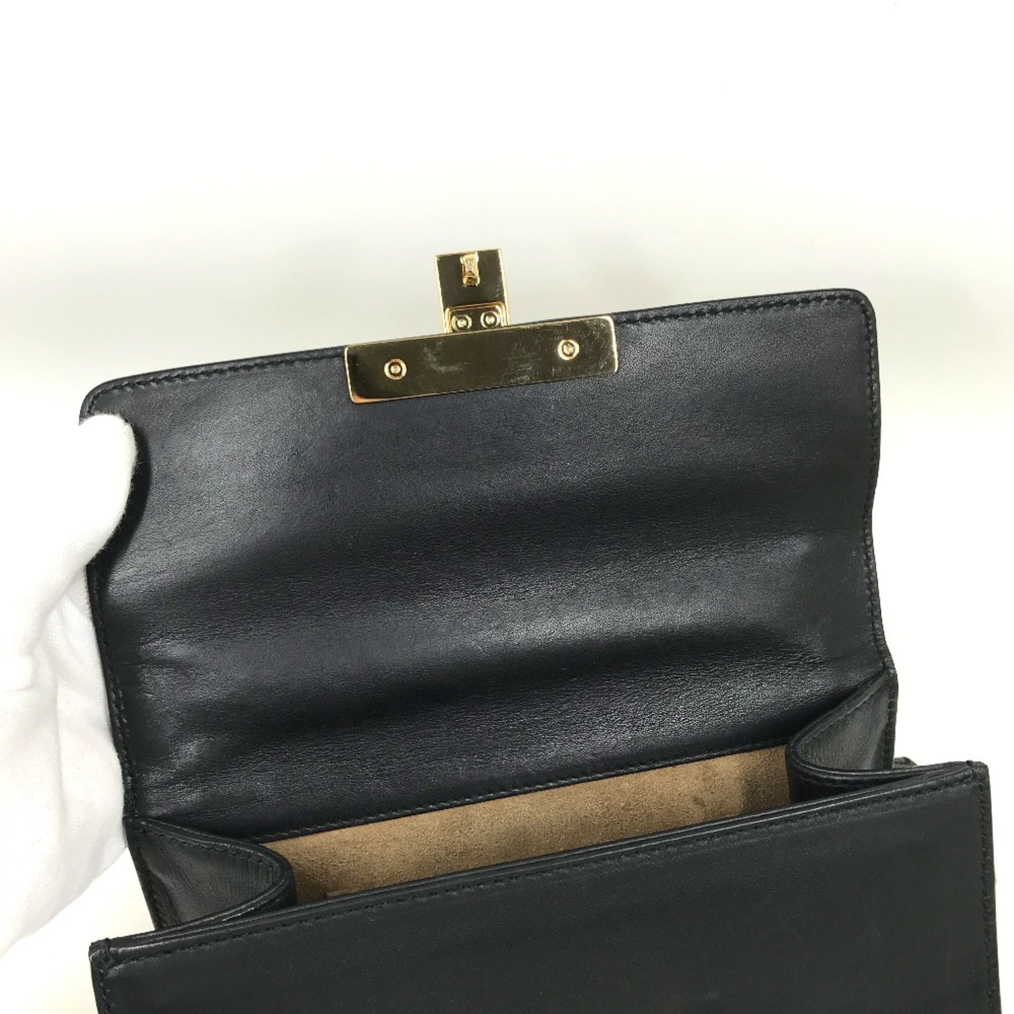 Gucci Black Leather Shoulder Bag (Pre-Owned)