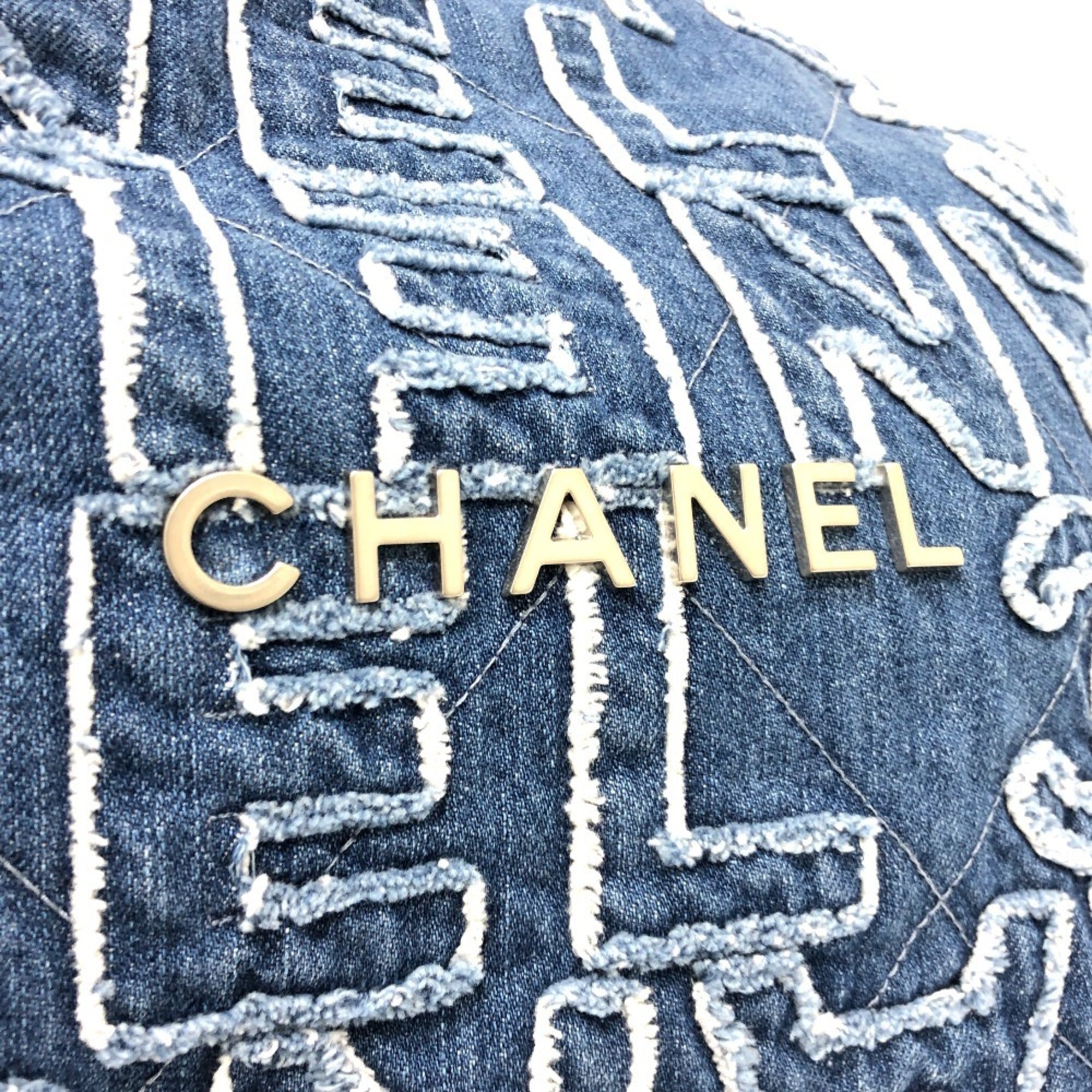 Chanel Blue Denim Shoulder Bag (Pre-Owned)