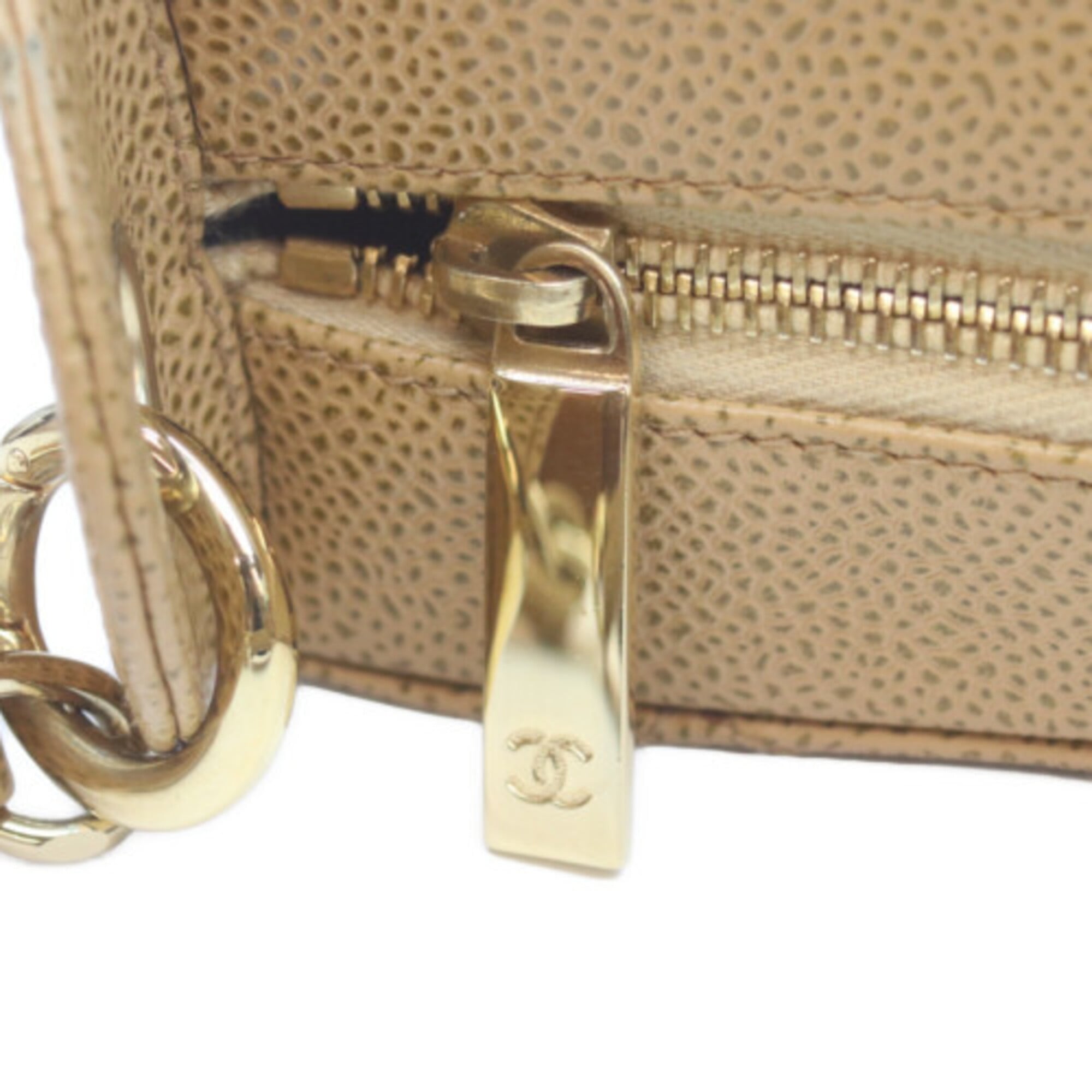 Chanel Grained Calfskin Shoulder Bag (Pre-Owned)
