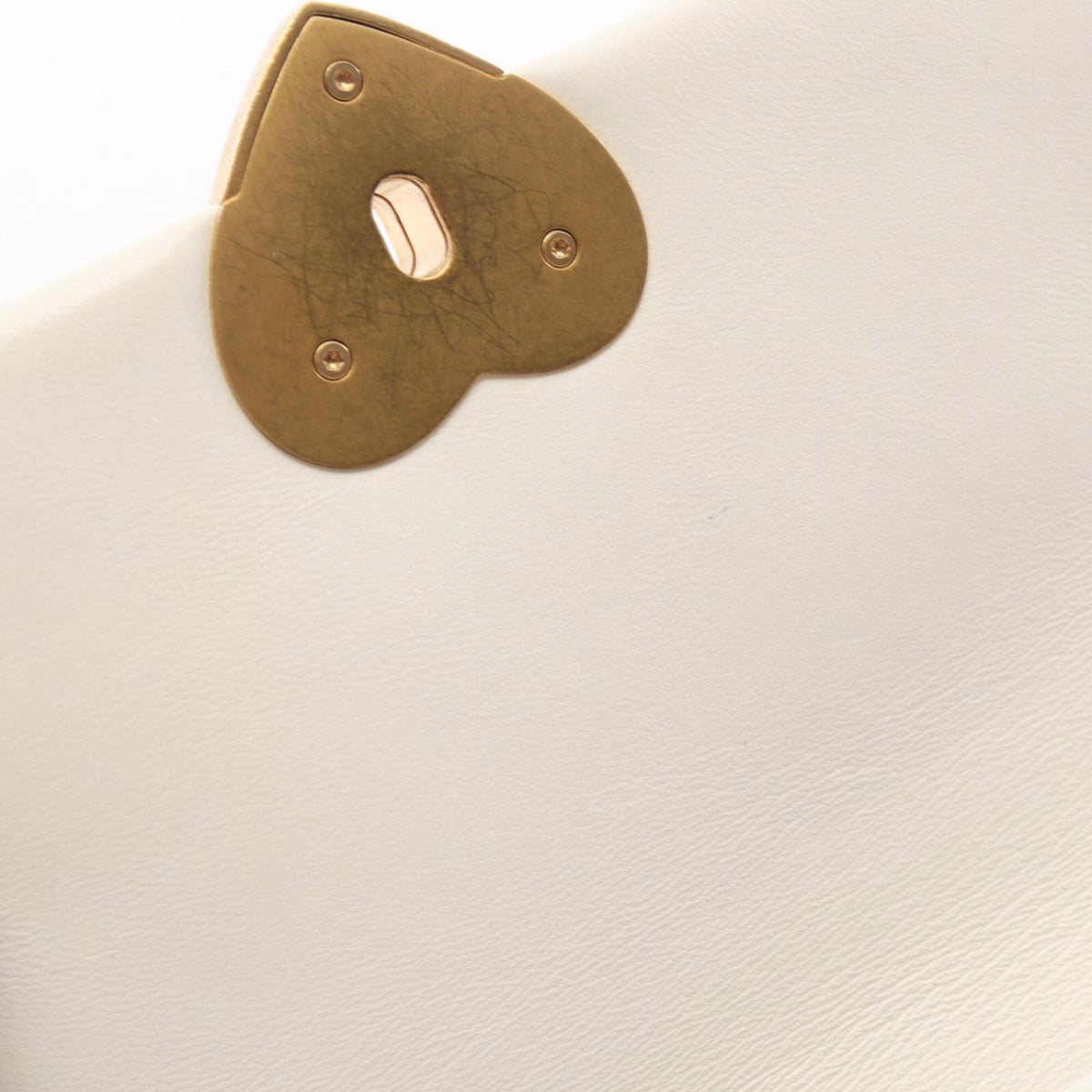 Chanel White Leather Handbag Shoulder Bag (Pre-Owned)