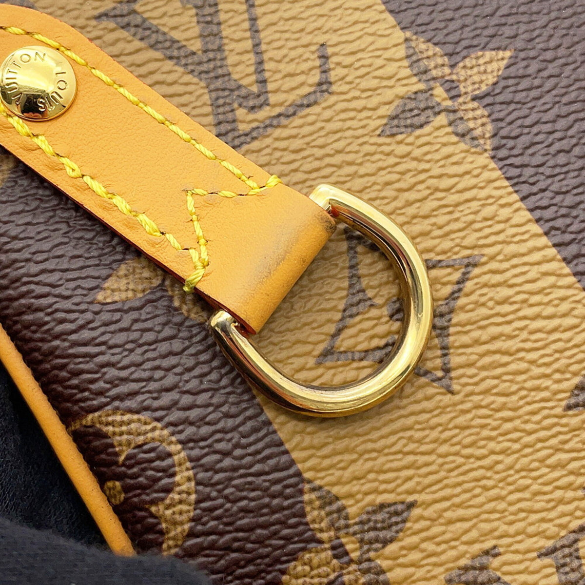 Louis Vuitton Brown Monogram Monogram Handbag Pouch Shoulder Bag (Pre-Owned)