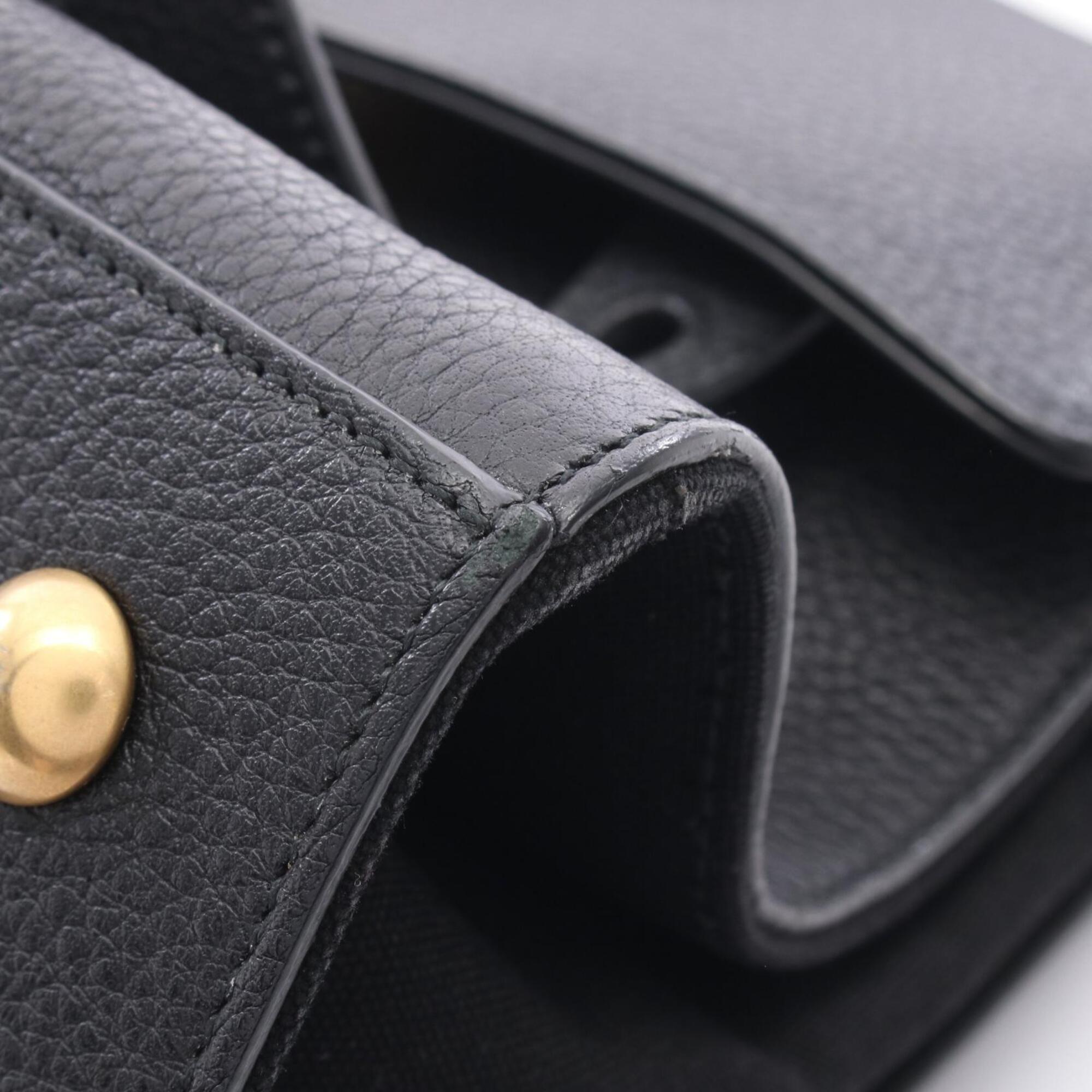 Yves Saint Laurent Black Leather Handbag (Pre-Owned)