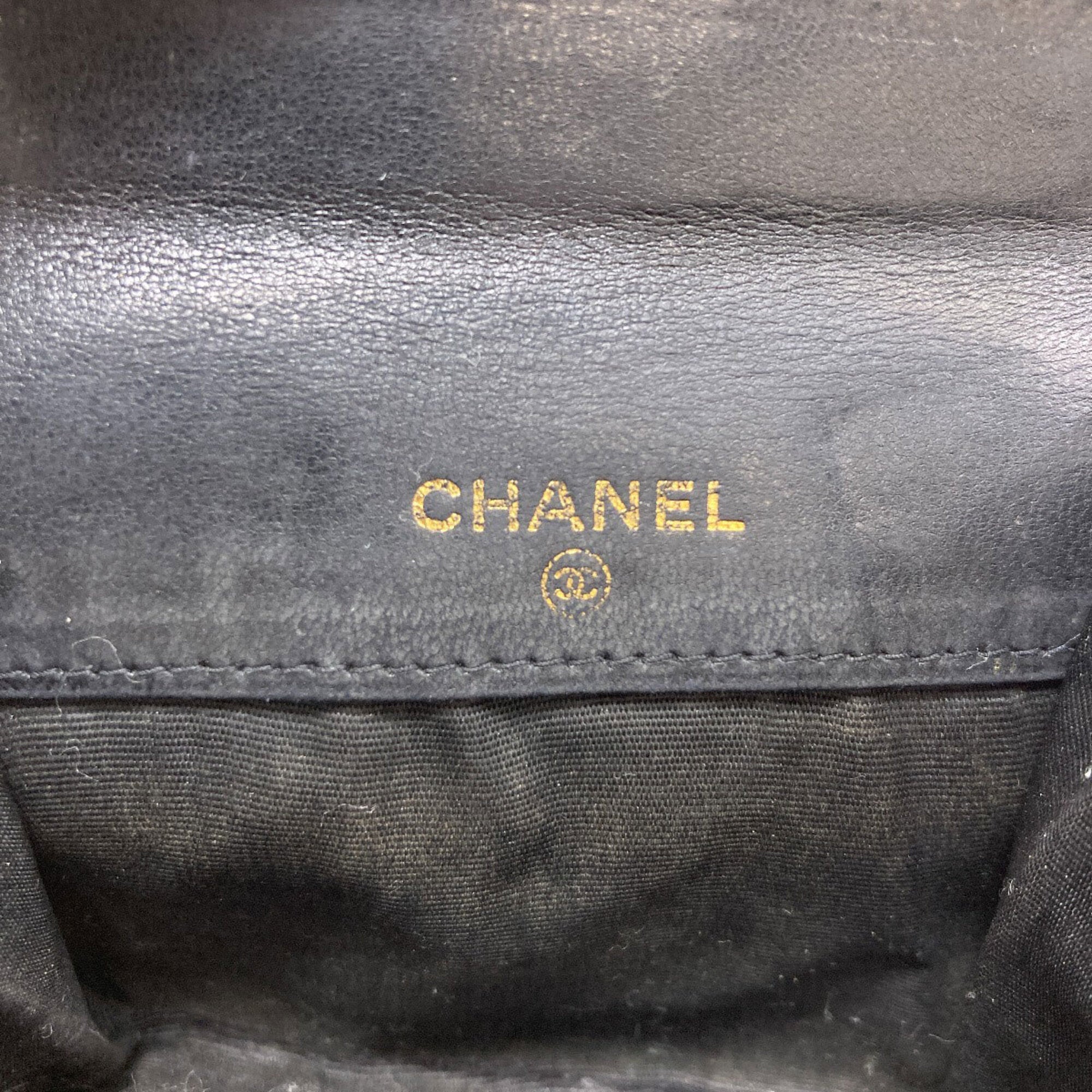 Chanel Black Leather (Pre-Owned)