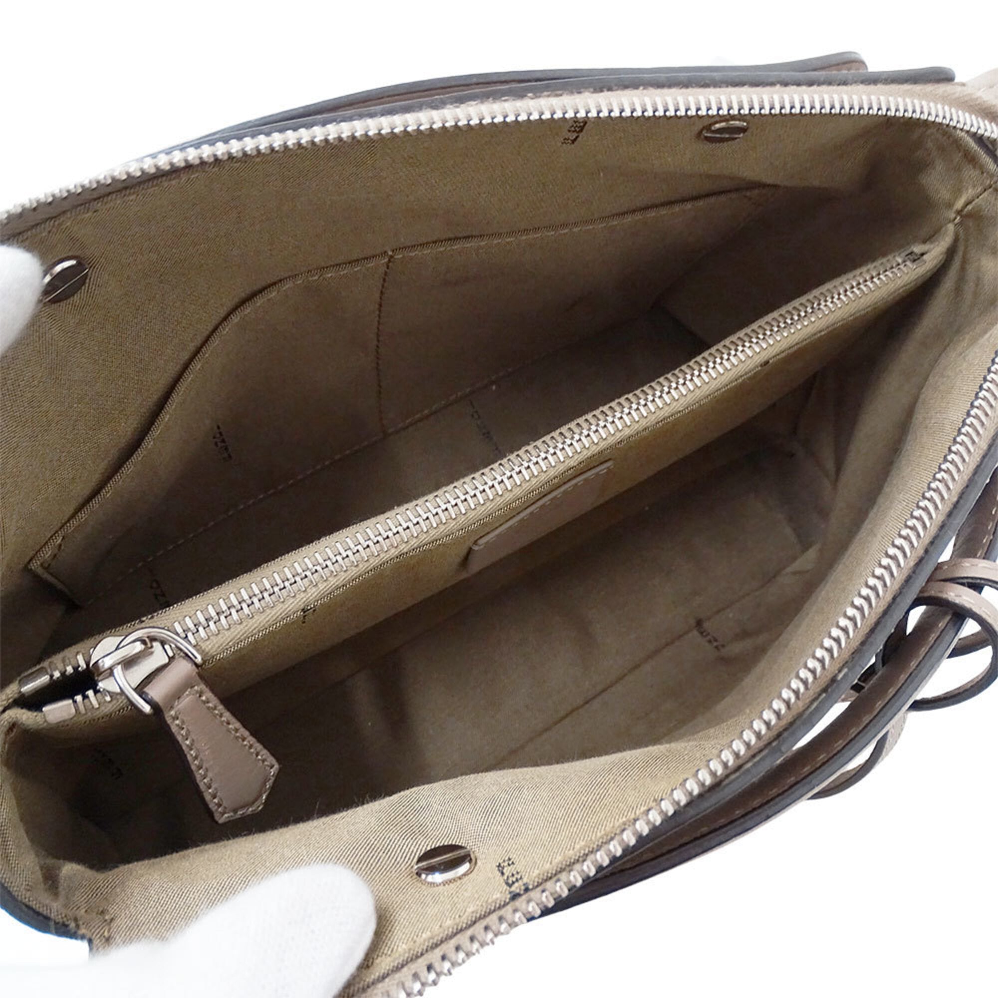 Fendi Grayish Leather Handbag Shoulder Bag (Pre-Owned)