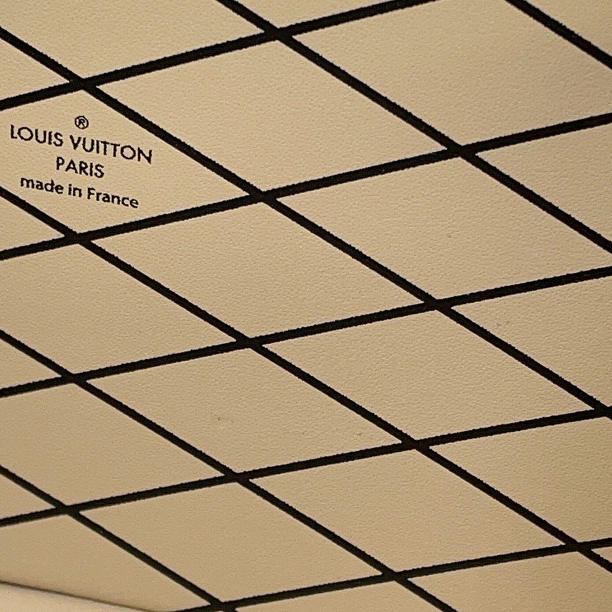 Louis Vuitton Monogram Noir Monogram Clutch Bag Handbag Shoulder Bag (Pre-Owned)