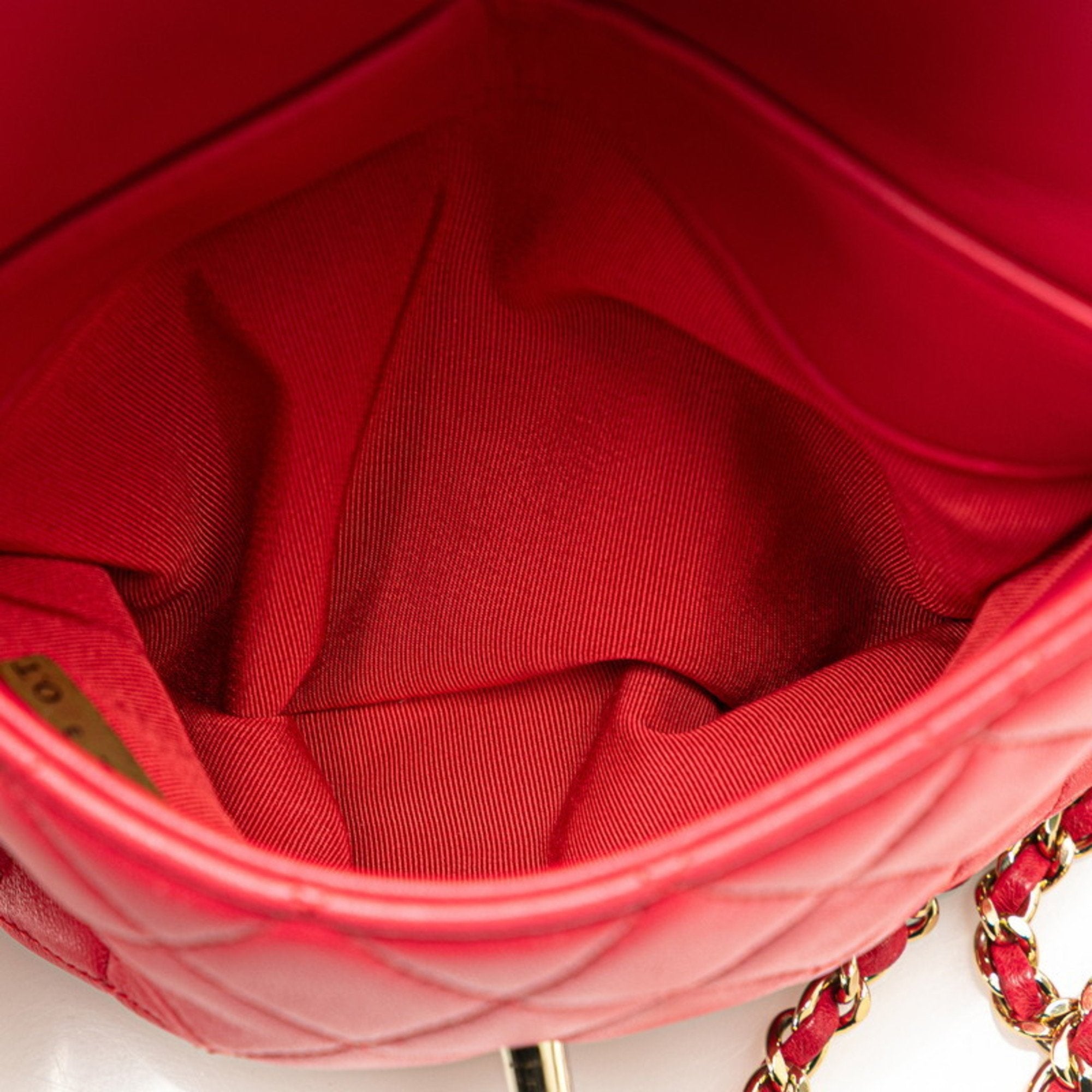 Chanel Red Color Leather Backpack (Pre-Owned)