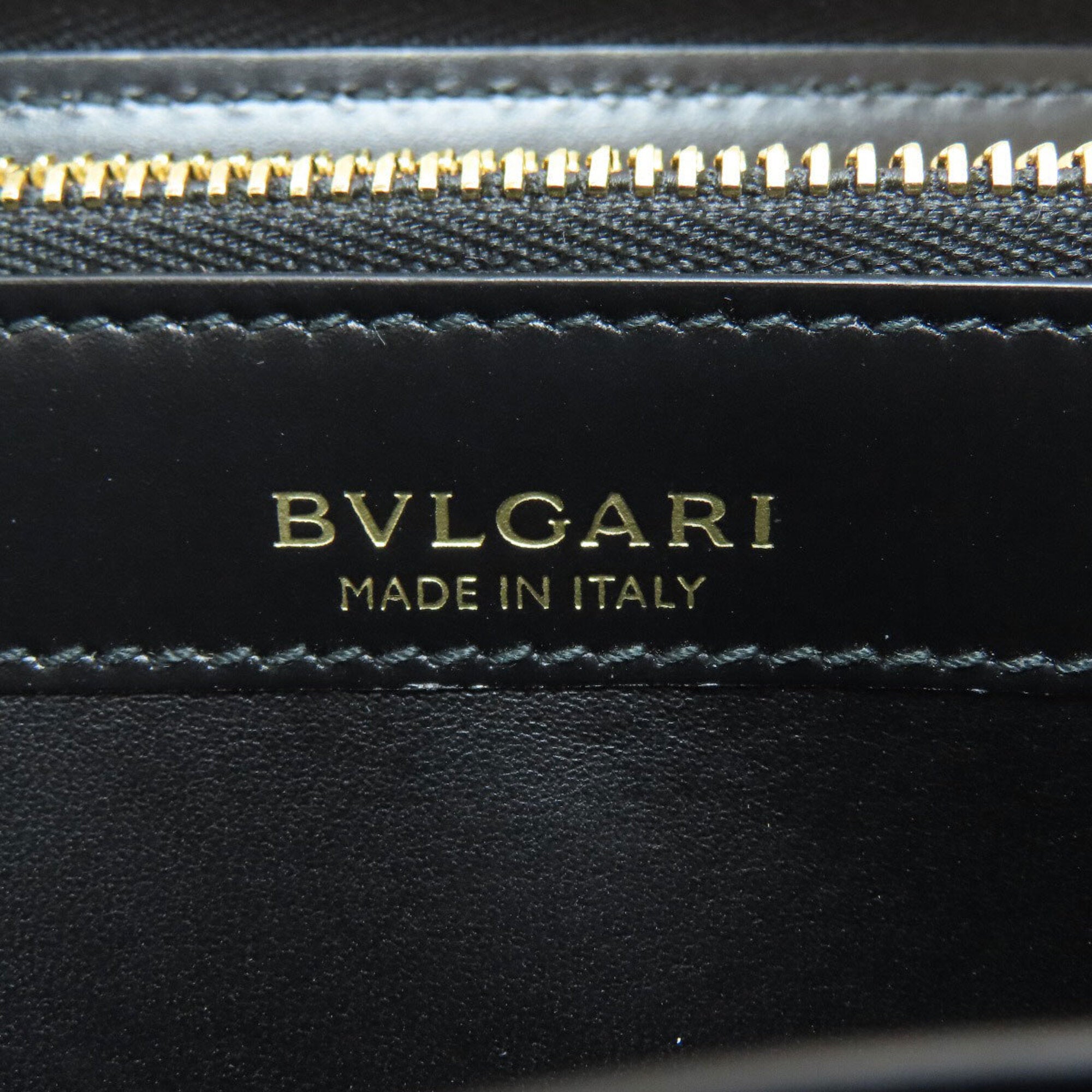Bvlgari Black Leather Long Wallet (Bi-Fold) (Pre-Owned)