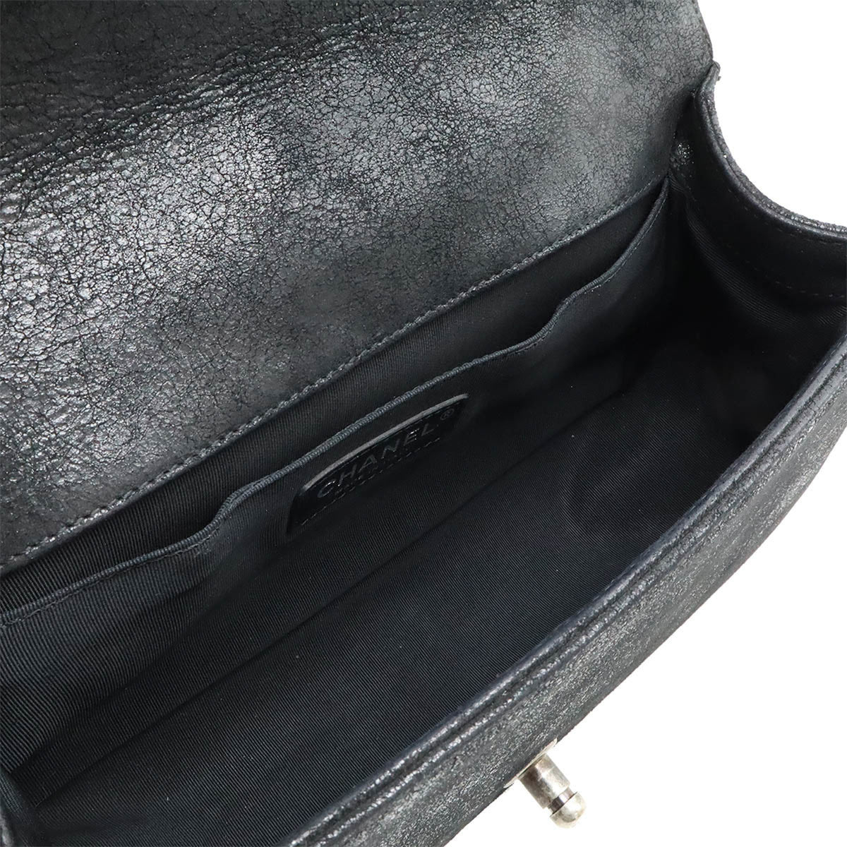 Chanel Black Suede Leather Shoulder Bag (Pre-Owned)