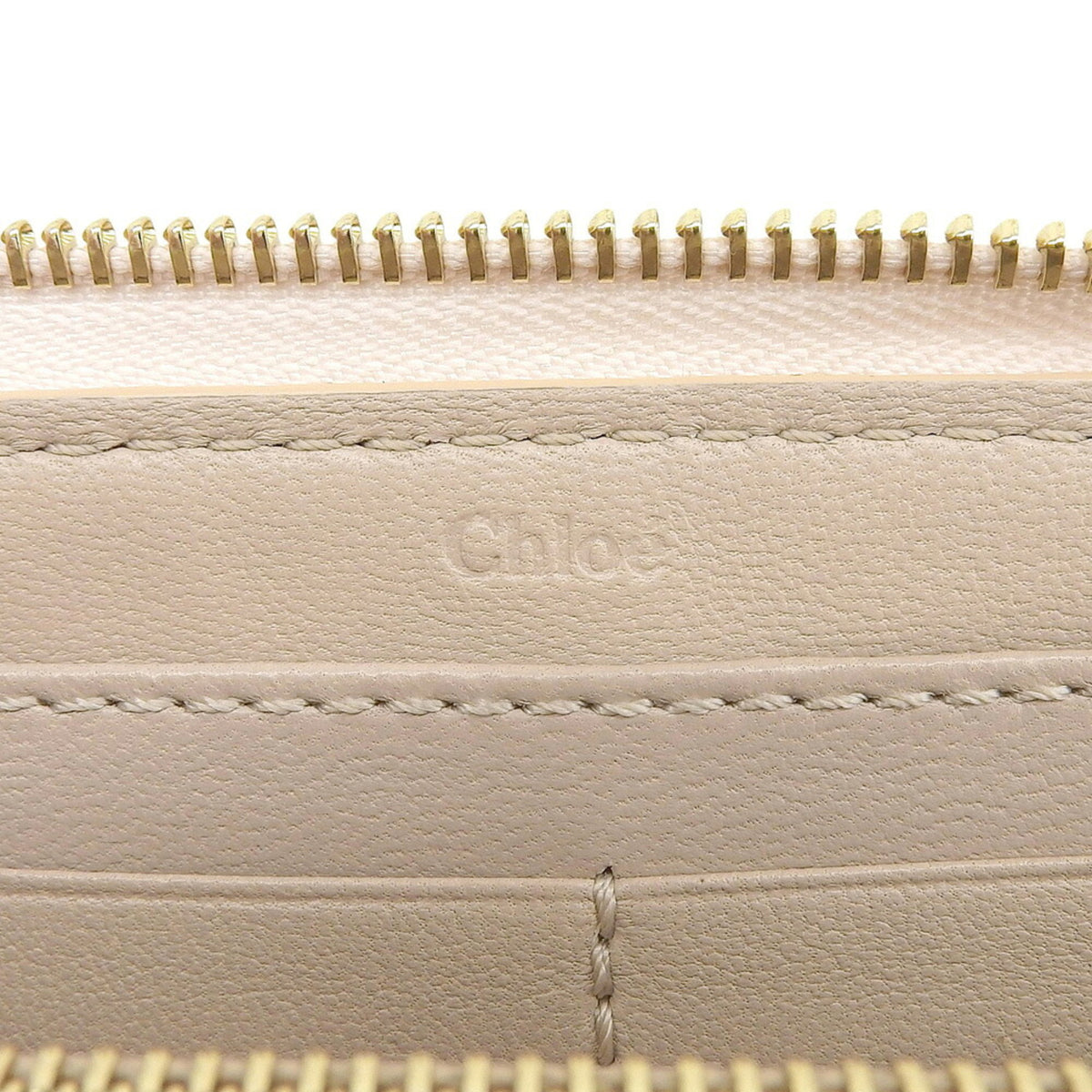 Chloé Light Pink Leather Long Wallet (Bi-Fold) (Pre-Owned)